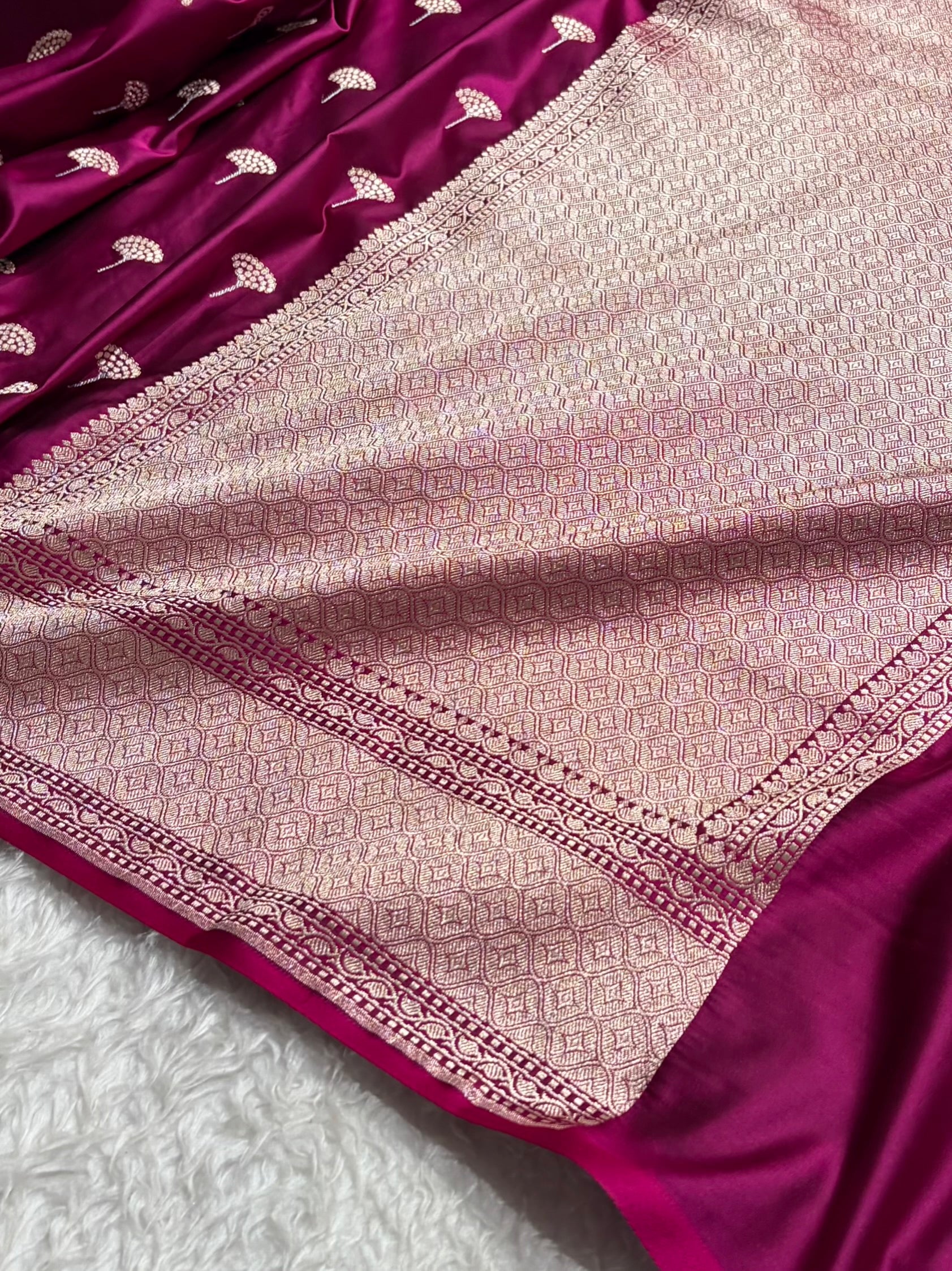 Wine Shades Banarasi Boota Pattern Floral Mashru Silk Saree