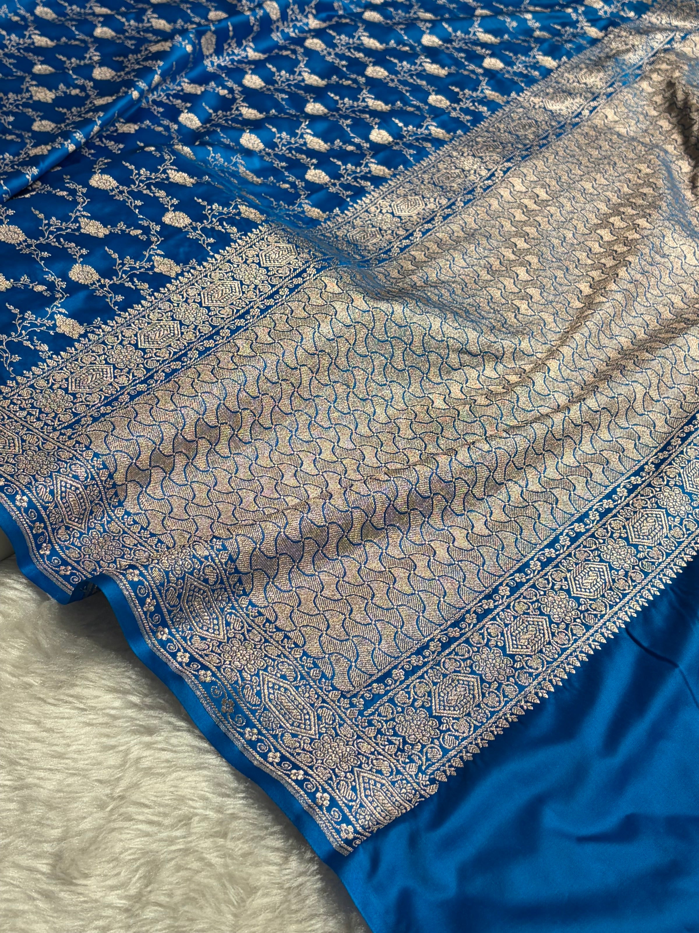 Banarasi Firozi Shades Floral Mashru Silk Saree MS92
