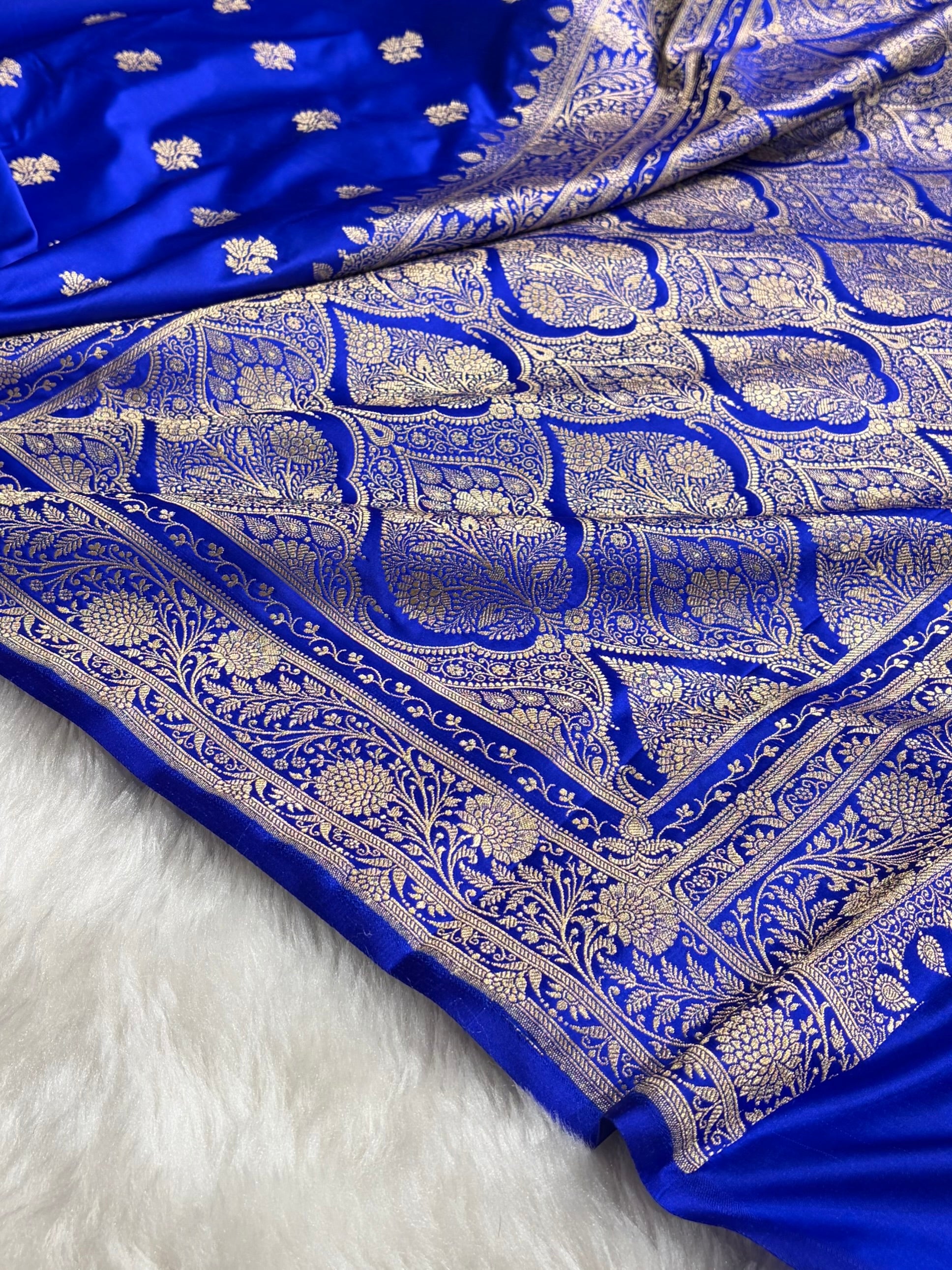 Banarasi Royal Blue Shades Floral Boota Satin Katan Silk saree SK32
