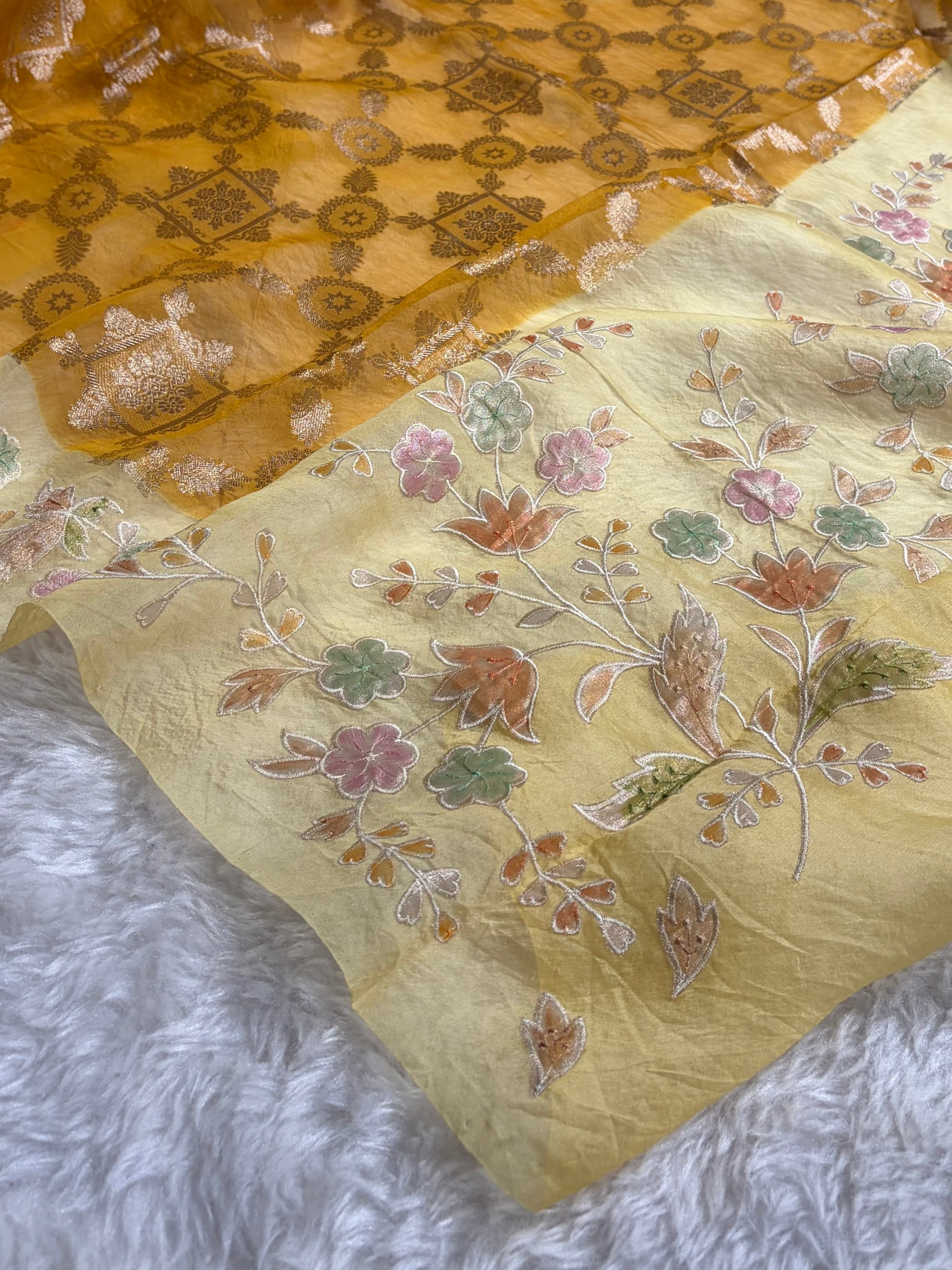 Banarasi Pure Organza Contrast Mustard With Cream Shades Banarasi Silk Saree PO-38