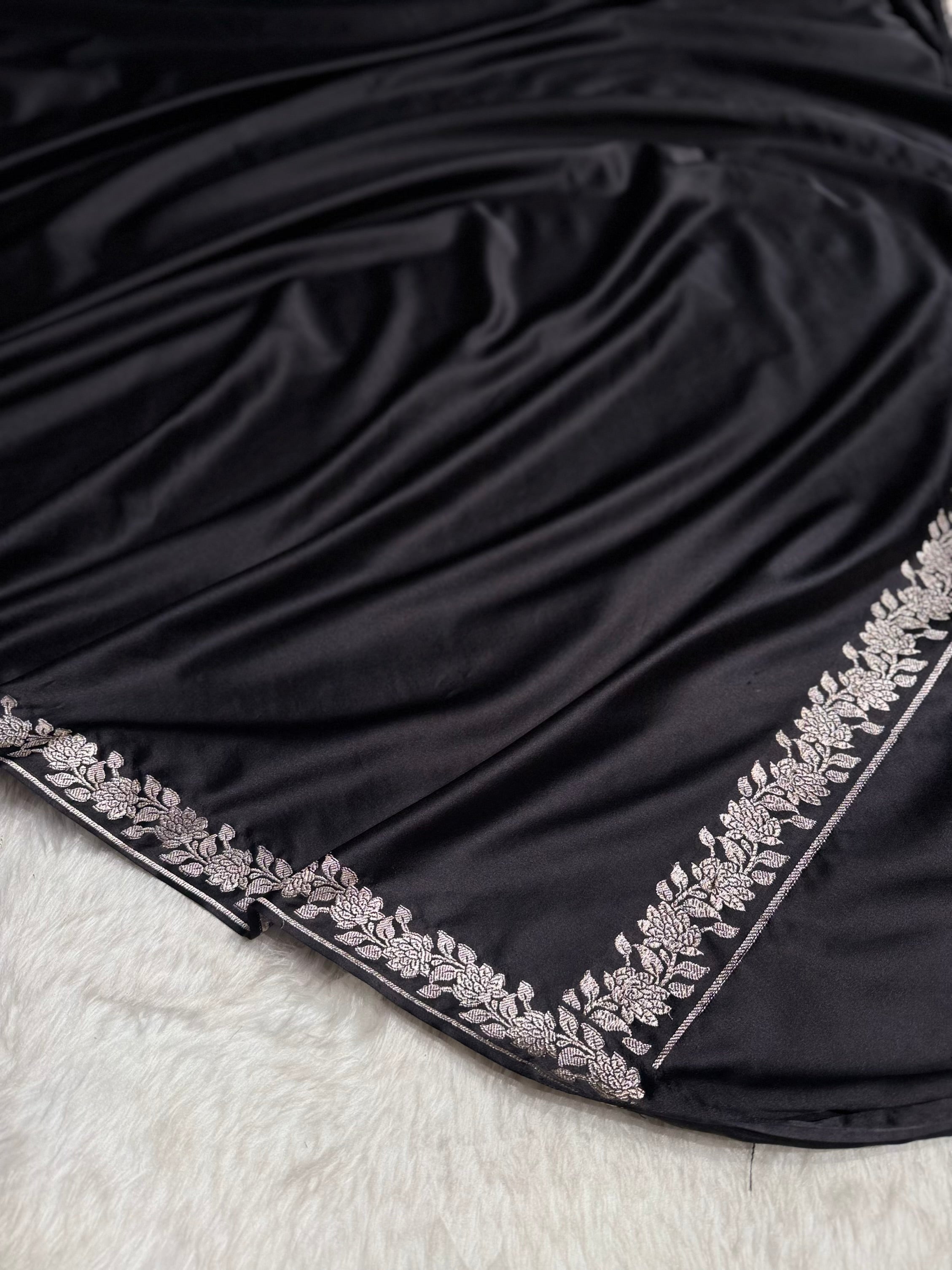 Black With Floral Border Mashru Silk Saree MS80