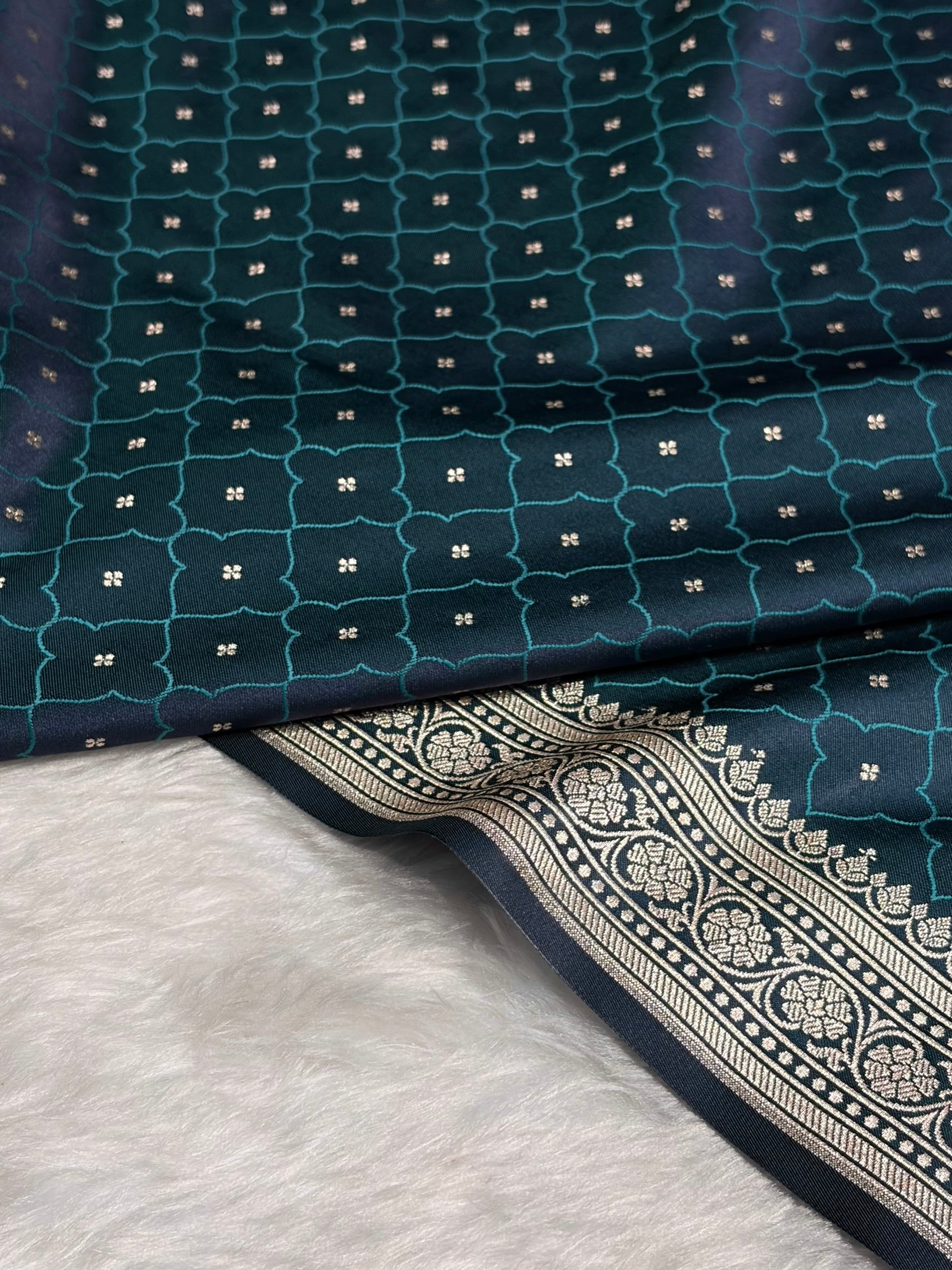 Rama Shades Tanchoi Motif Mashru Silk Saree MST-13