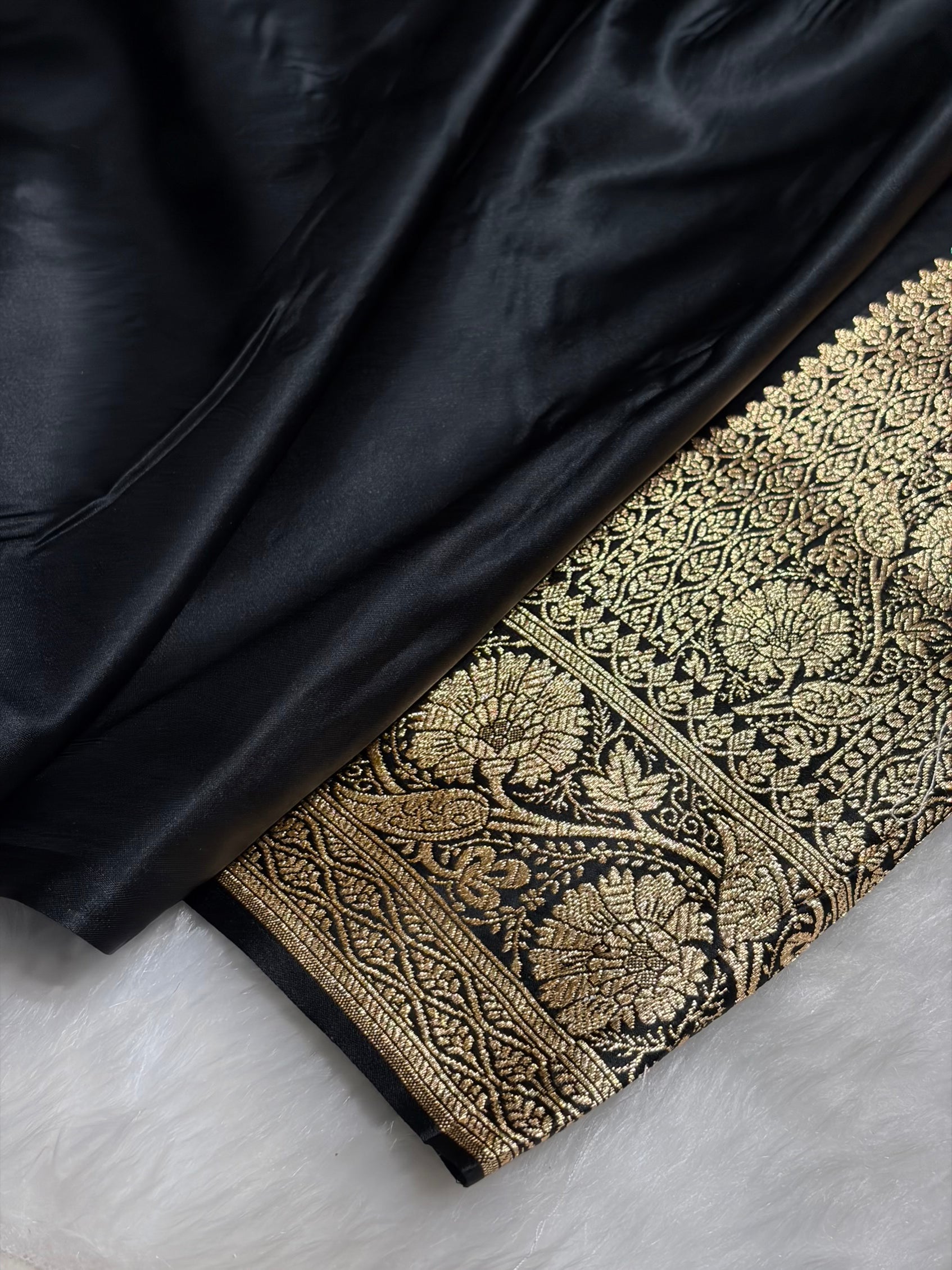 Black Floral Boota Pattern Satin Katan Silk Saree SK72