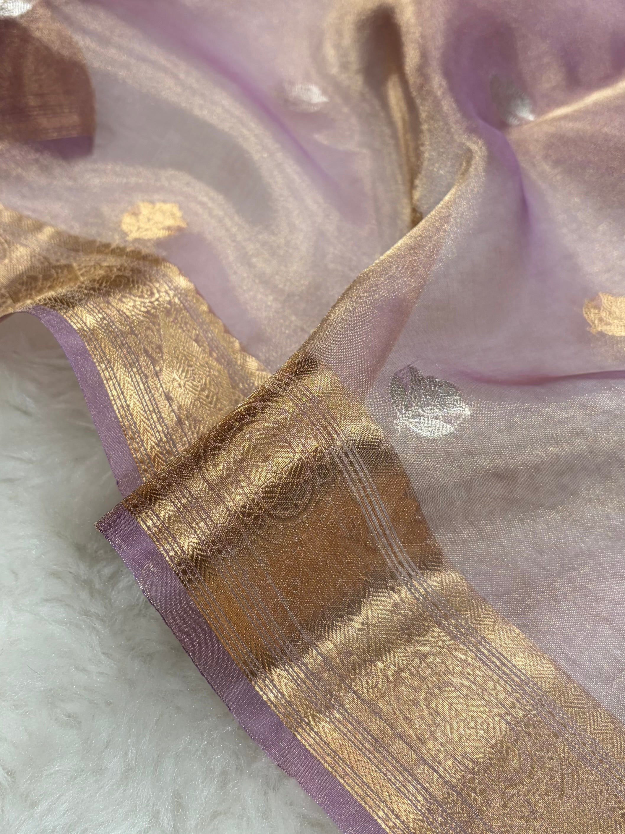 Pinkish Lavender Bananasi Floral Shades Pure Tissue Silk Saree PT-37