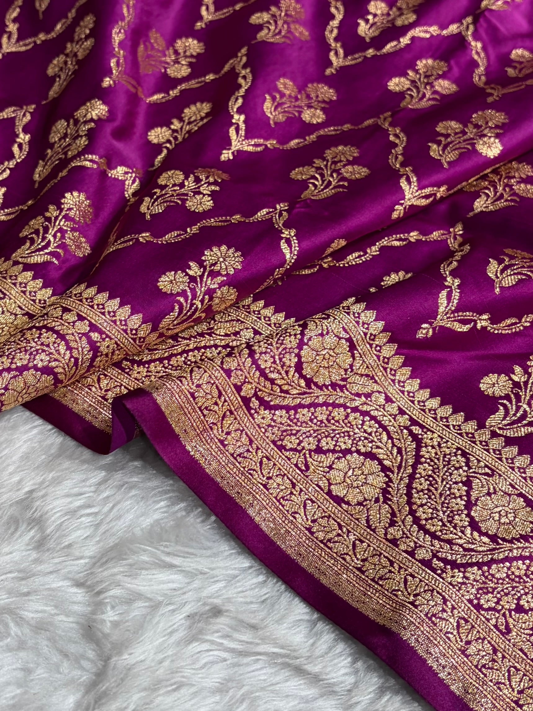 Magenta with Boota Pattern Satin Katan Silk Saree SK67