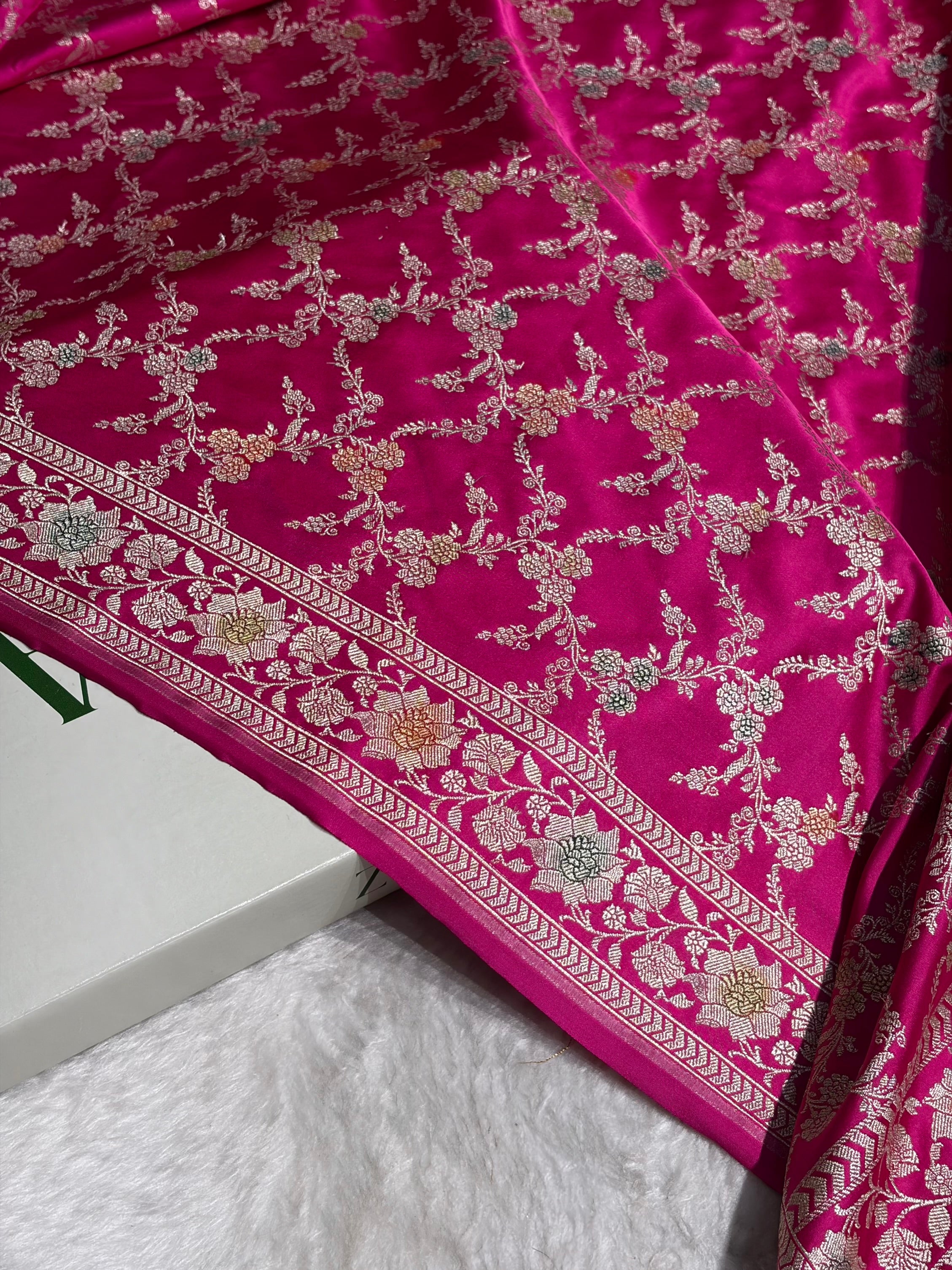 Baby Pink Shade Banarasi Minakari with Jaal Pattern Mashru Silk Saree MS56
