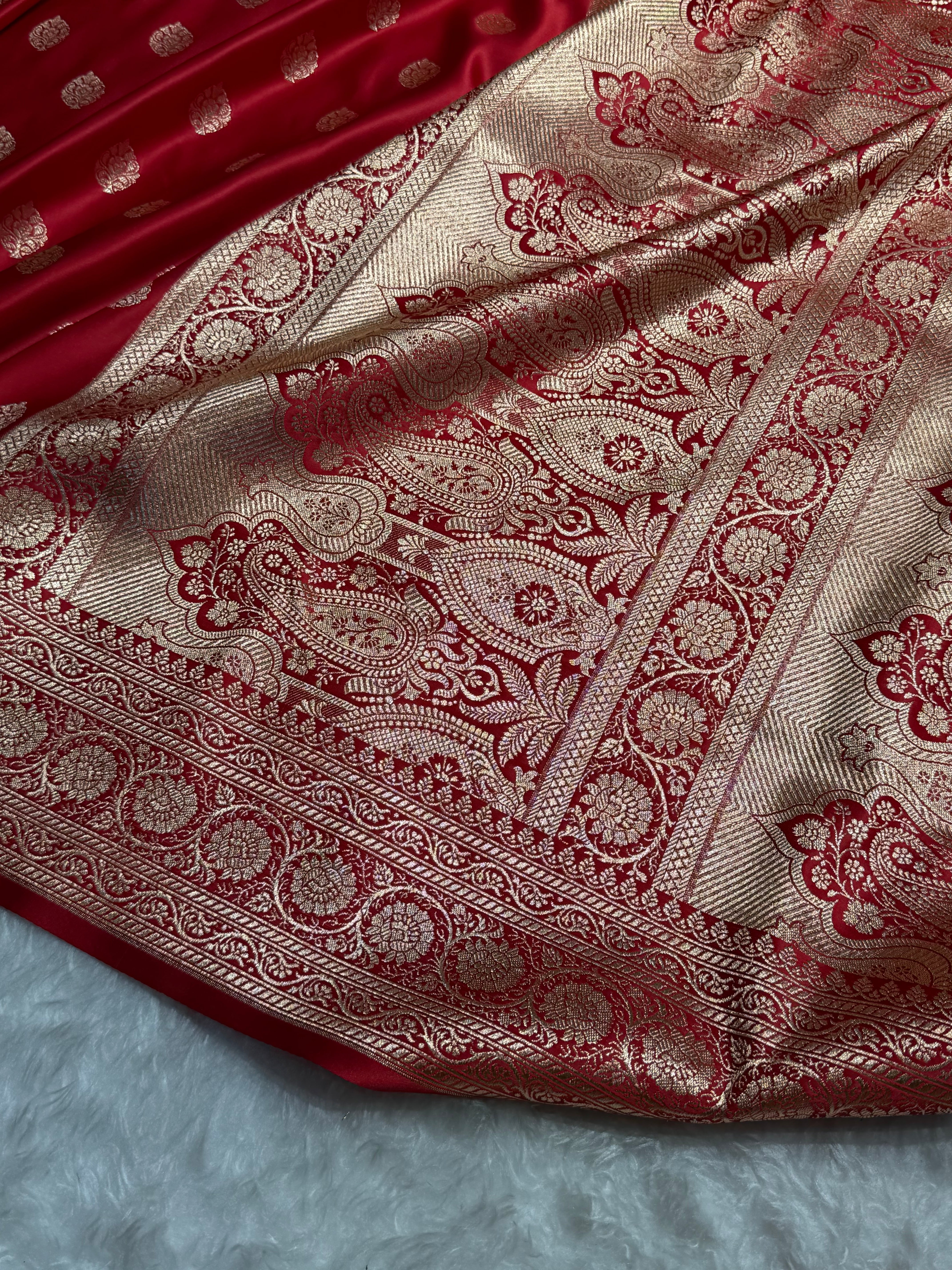 Banarasi Boota Katan Silk Saree In Red Shades SK02