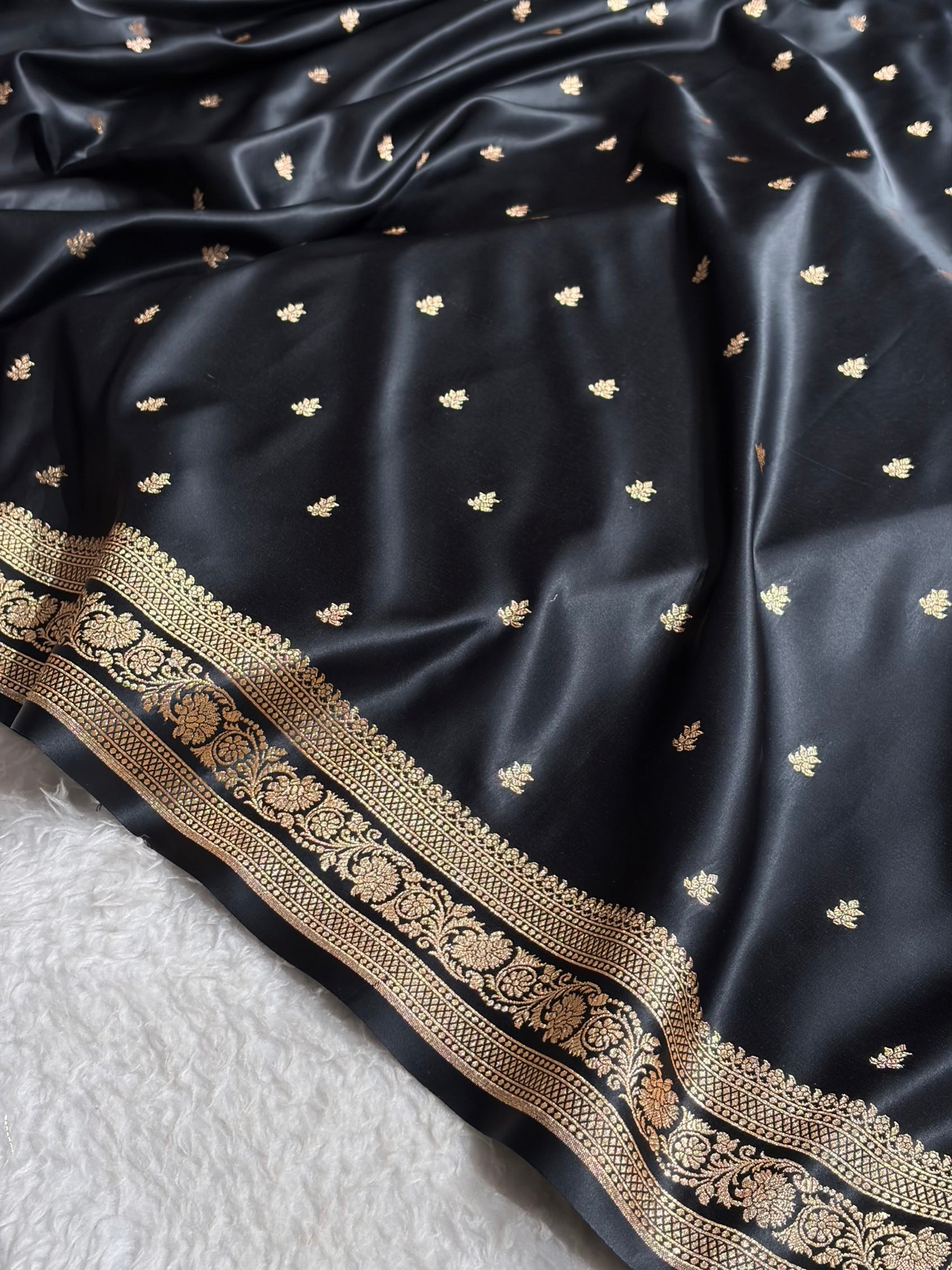 Banarasi Satin Katan Saree With Booti Pattern in Black Shades SK125