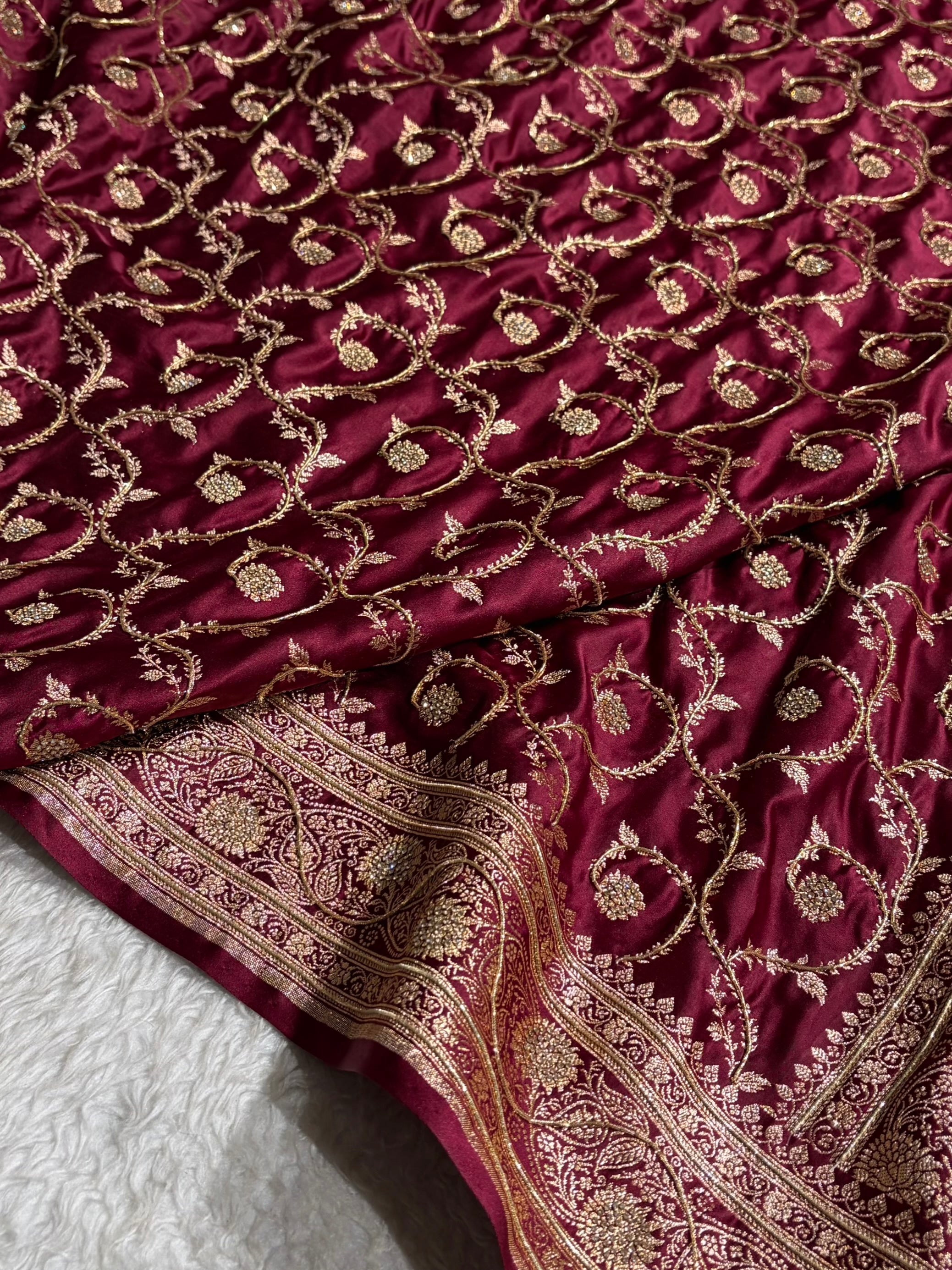 Banarasi Chocolate Shades Jaal Pattern With Swarovski Stone & Zardozi Satin Katan Silk Saree BSK55