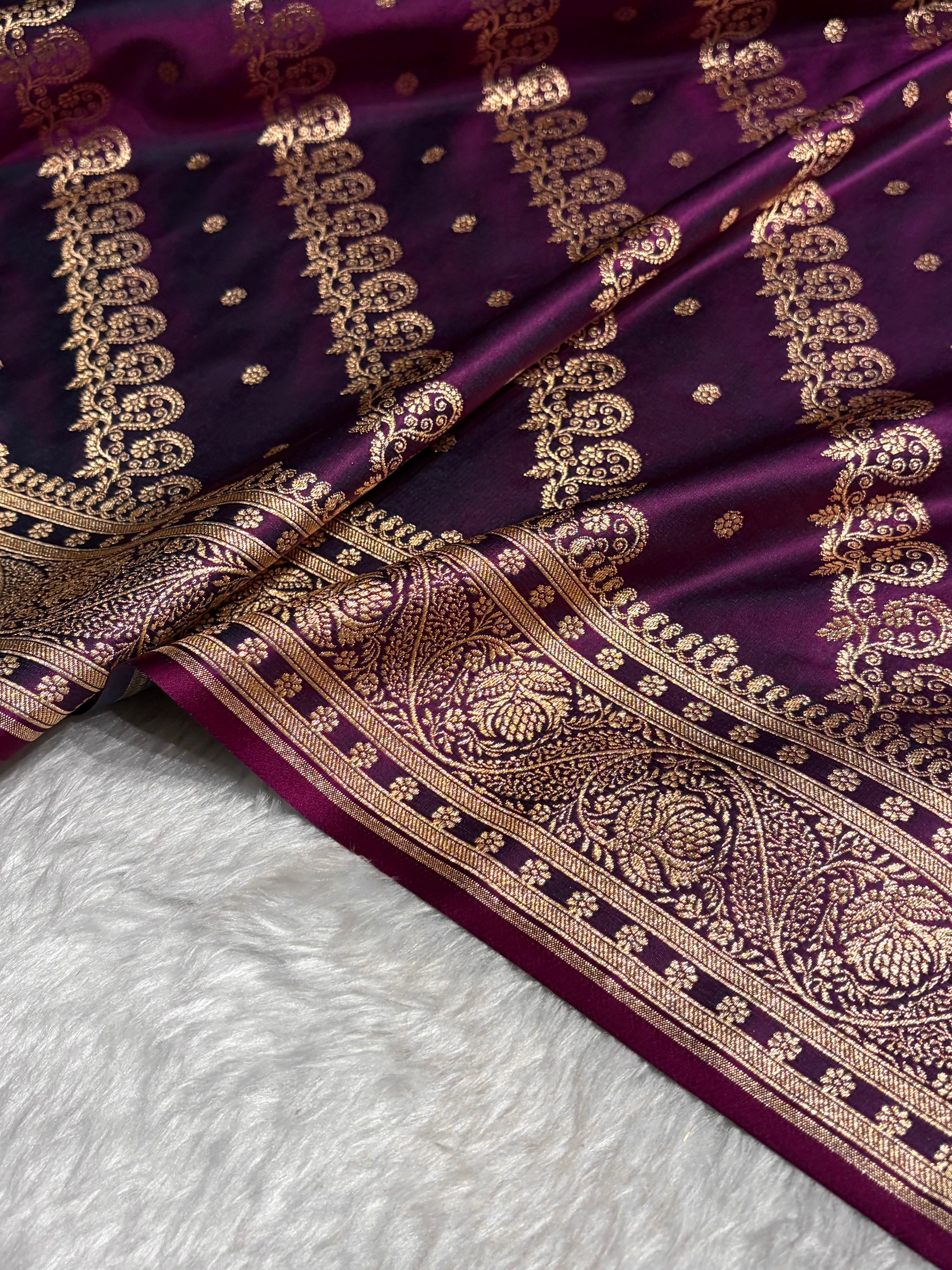 Wine Shades Cross Floral Pattern Satin Katan Silk Saree SK79