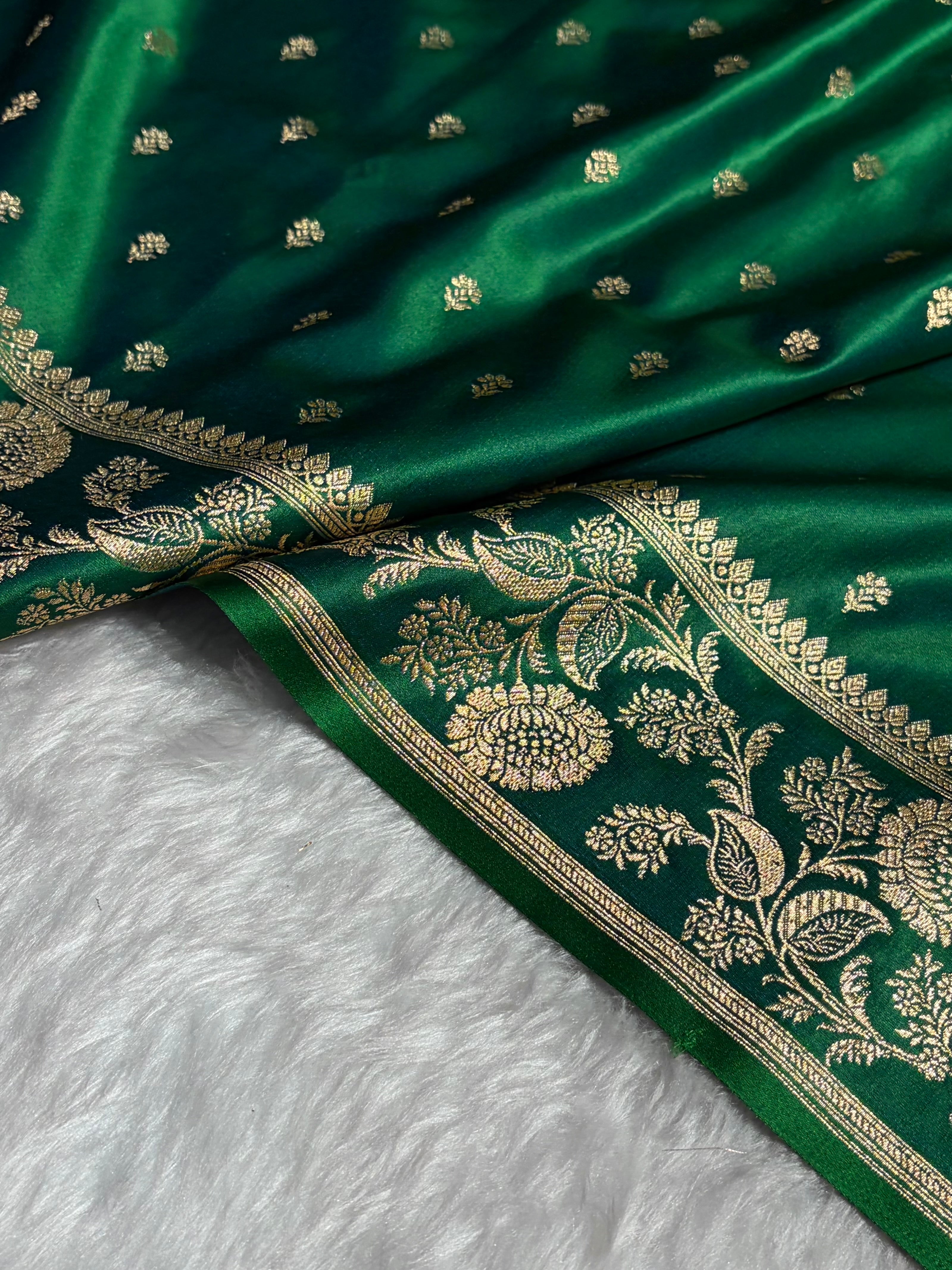 Cross Green Floral Pattern Satin Katan Silk Saree SK77