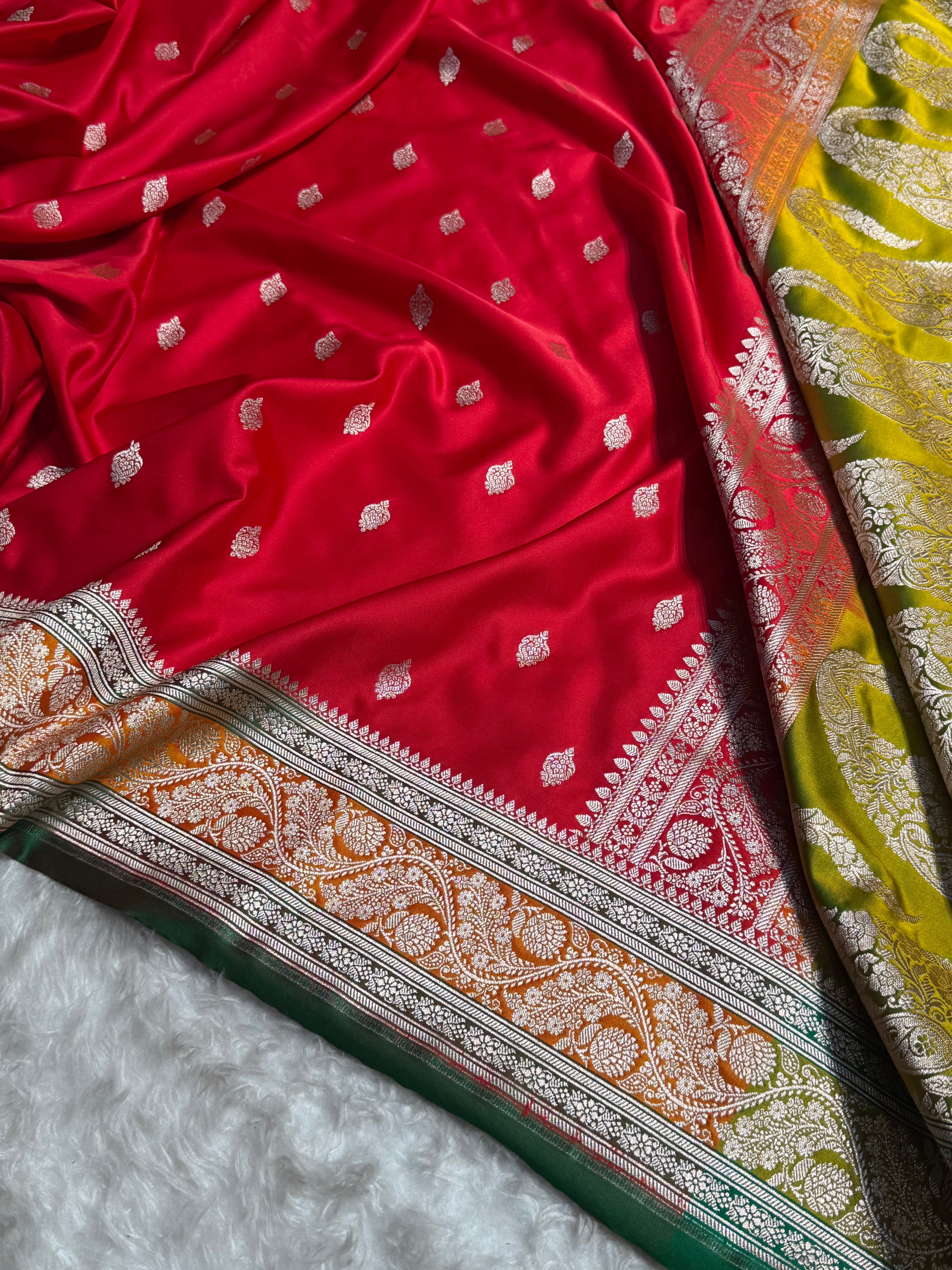 Banarasi Cross Red With Contrast Mustard Floral Border Mashru Silk Saree MSM-101