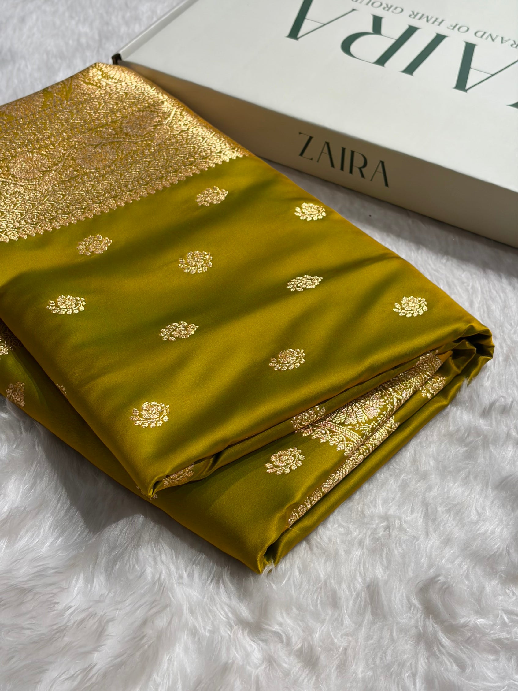 Liril Mehndi Floral Boota Pattern Satin Katan Silk Saree SK72