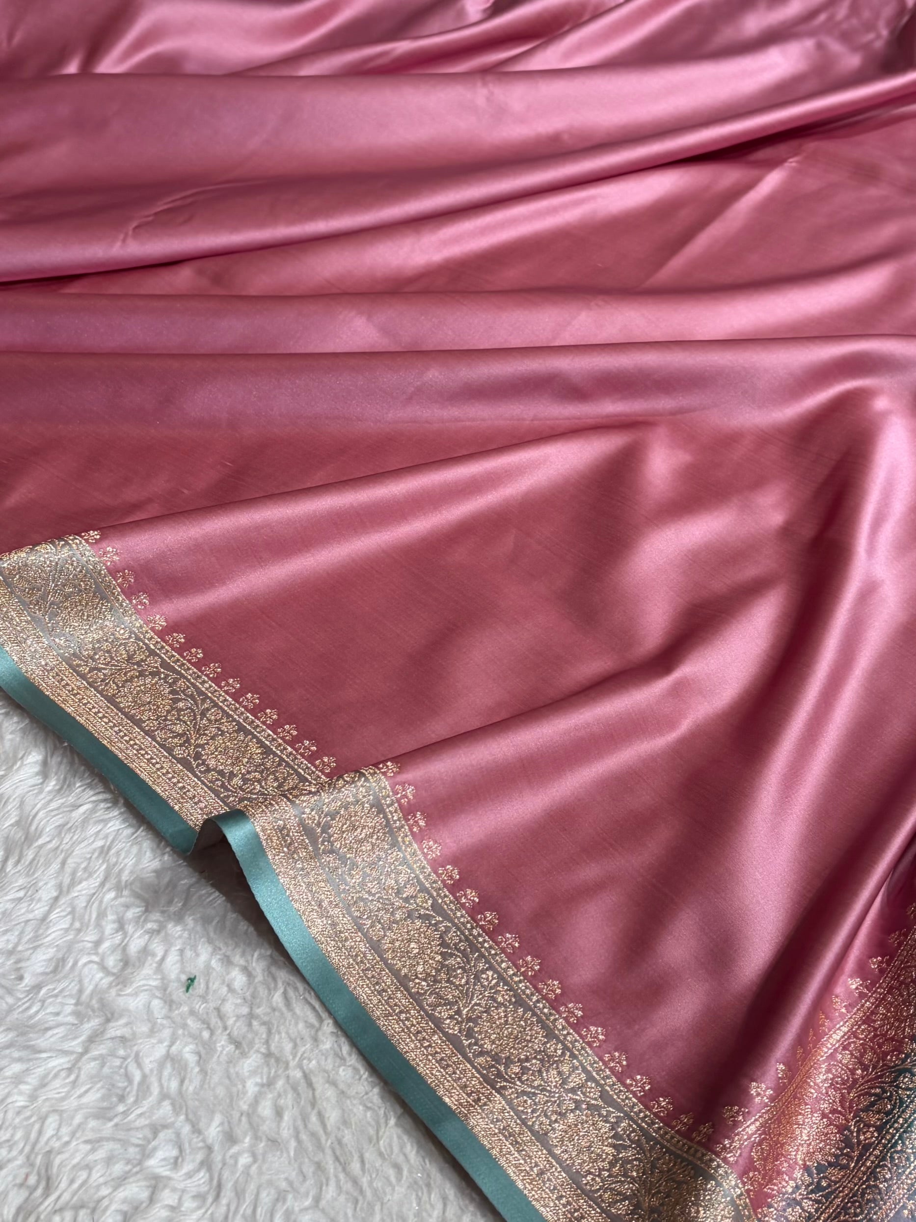 Banarasi Satin Katan Saree in Contrast Mauve & Sea Green Shades SK131