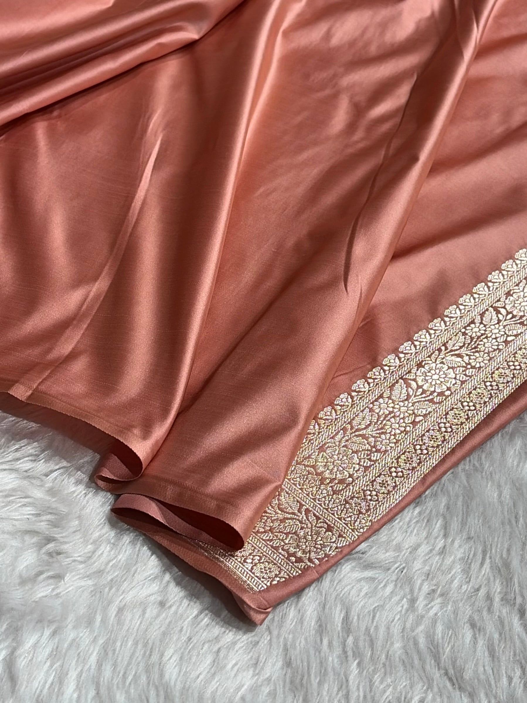 Dusty Rose Pink Shades Banarasi With Floral Border Mashru Silk Saree MSM-127