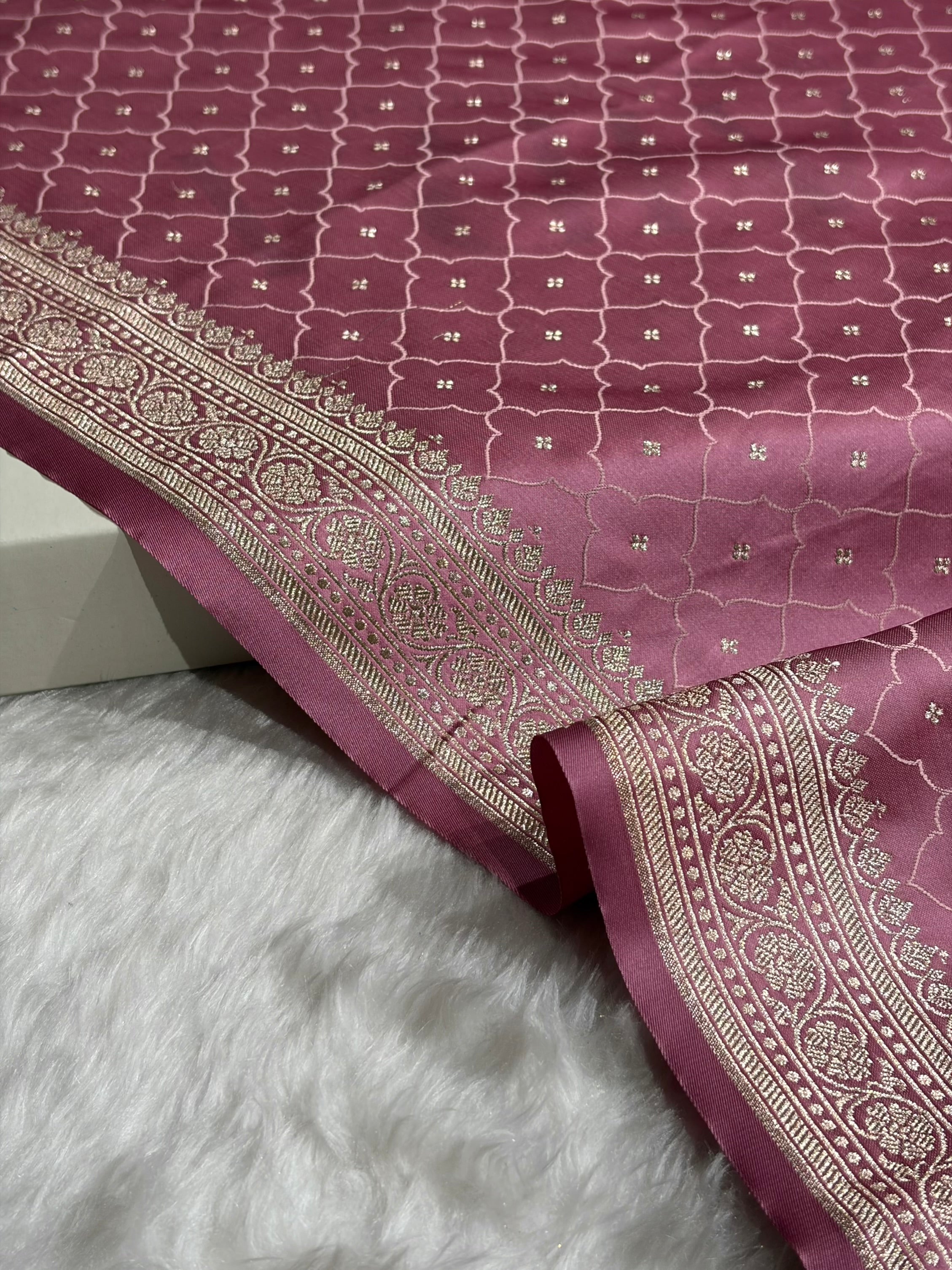 Deep Blush Pink Shades Tanchoi Motif Mashru Silk Saree MST-13