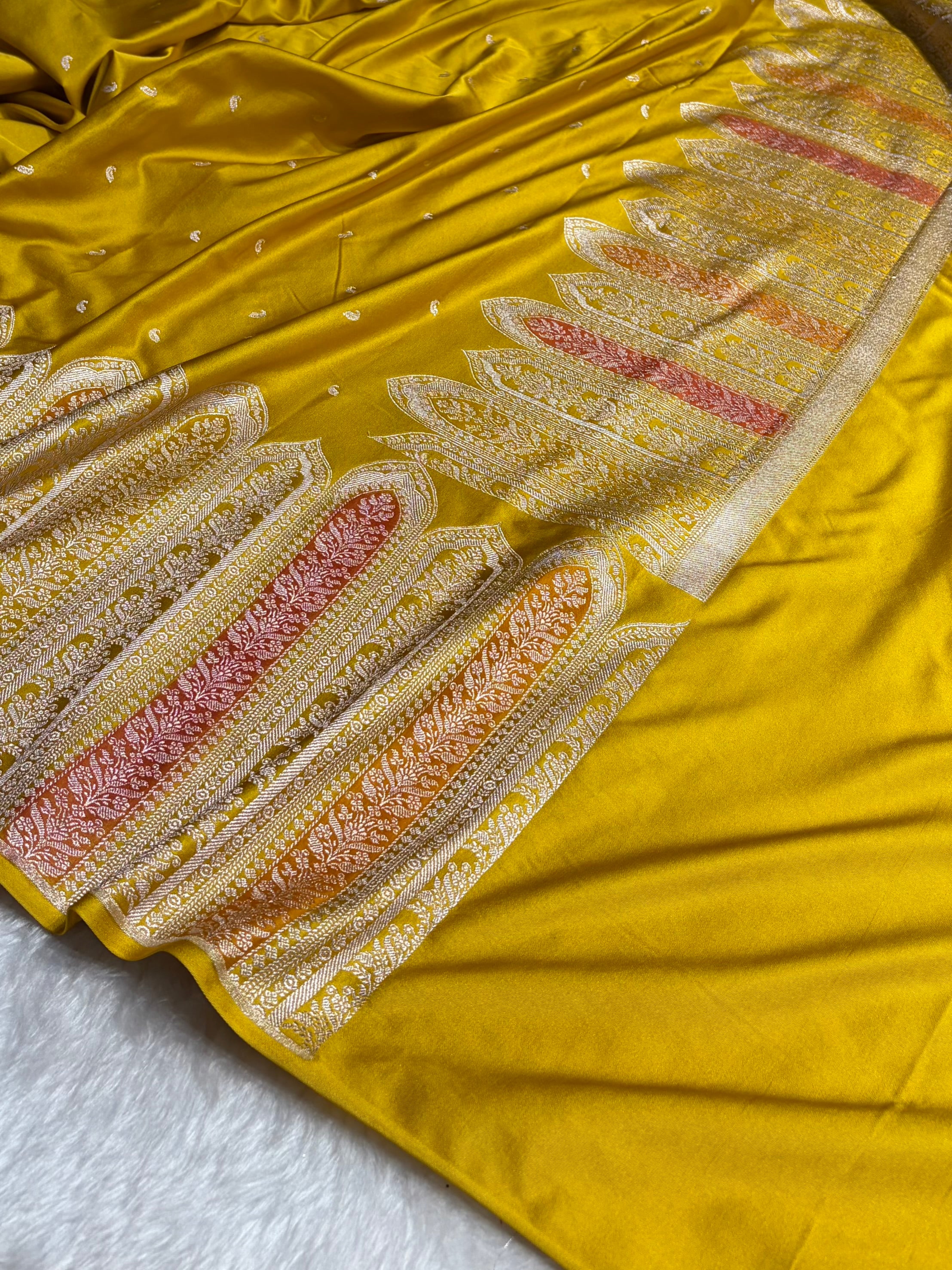 Skirt Border Mustard Bananasi Minakari Mashru Silk Saree MS13