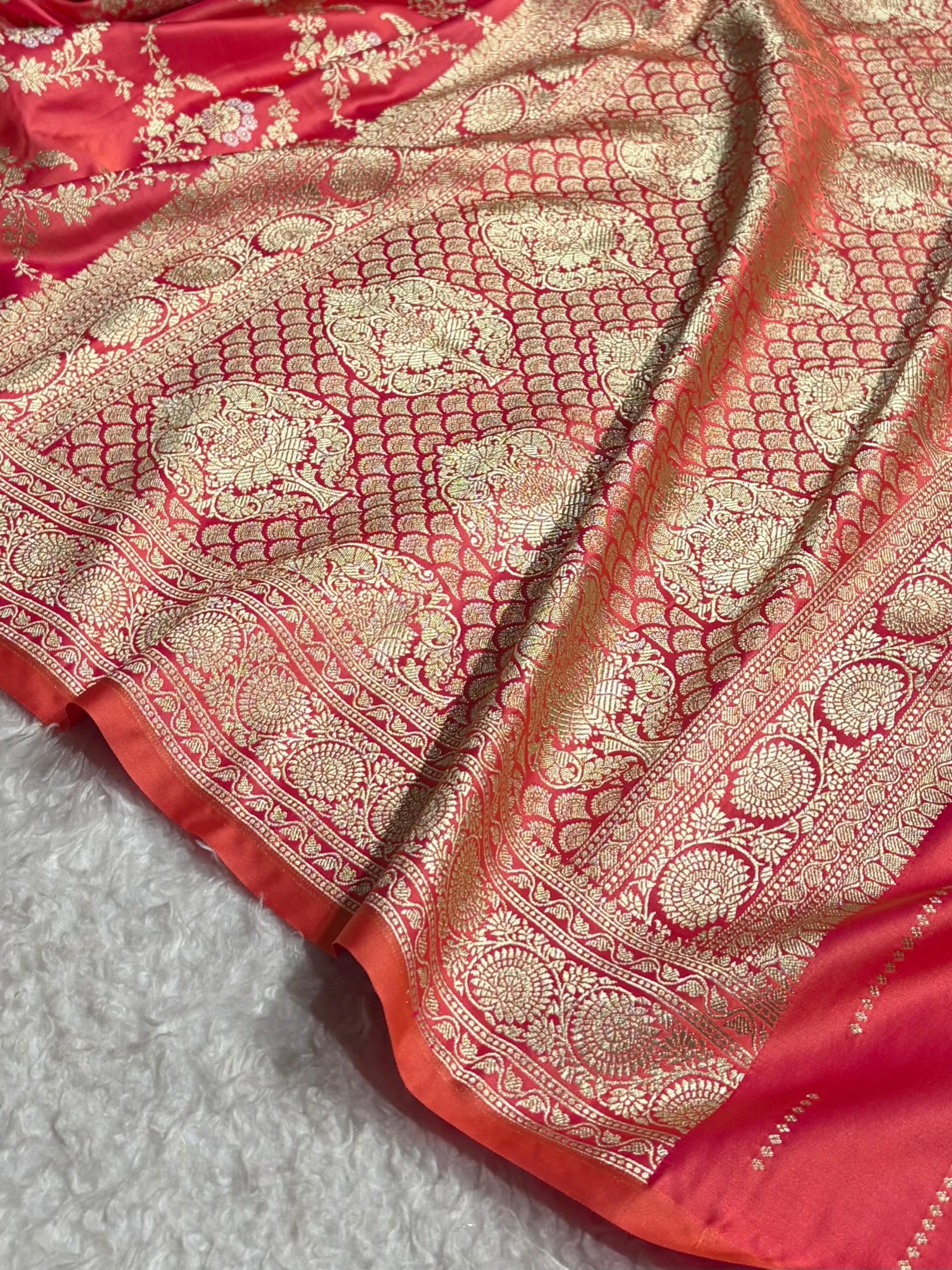 Banarasi Satin Katan Saree With Minakari Jaal Pattern in Gajiri Shades SK126