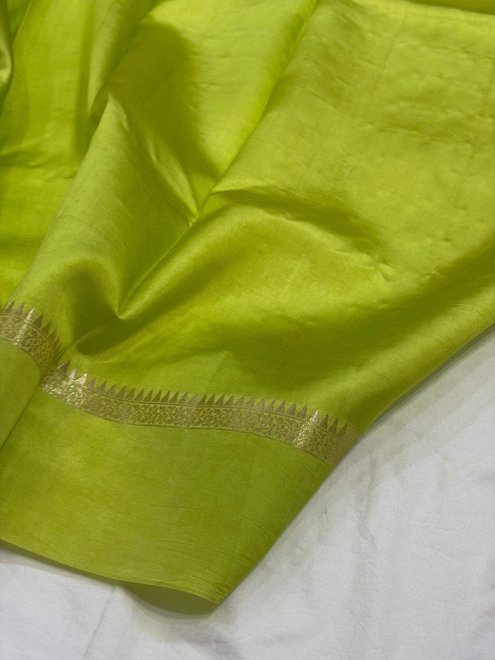 Lemon Flower Booti Pure Caramel Silk Saree