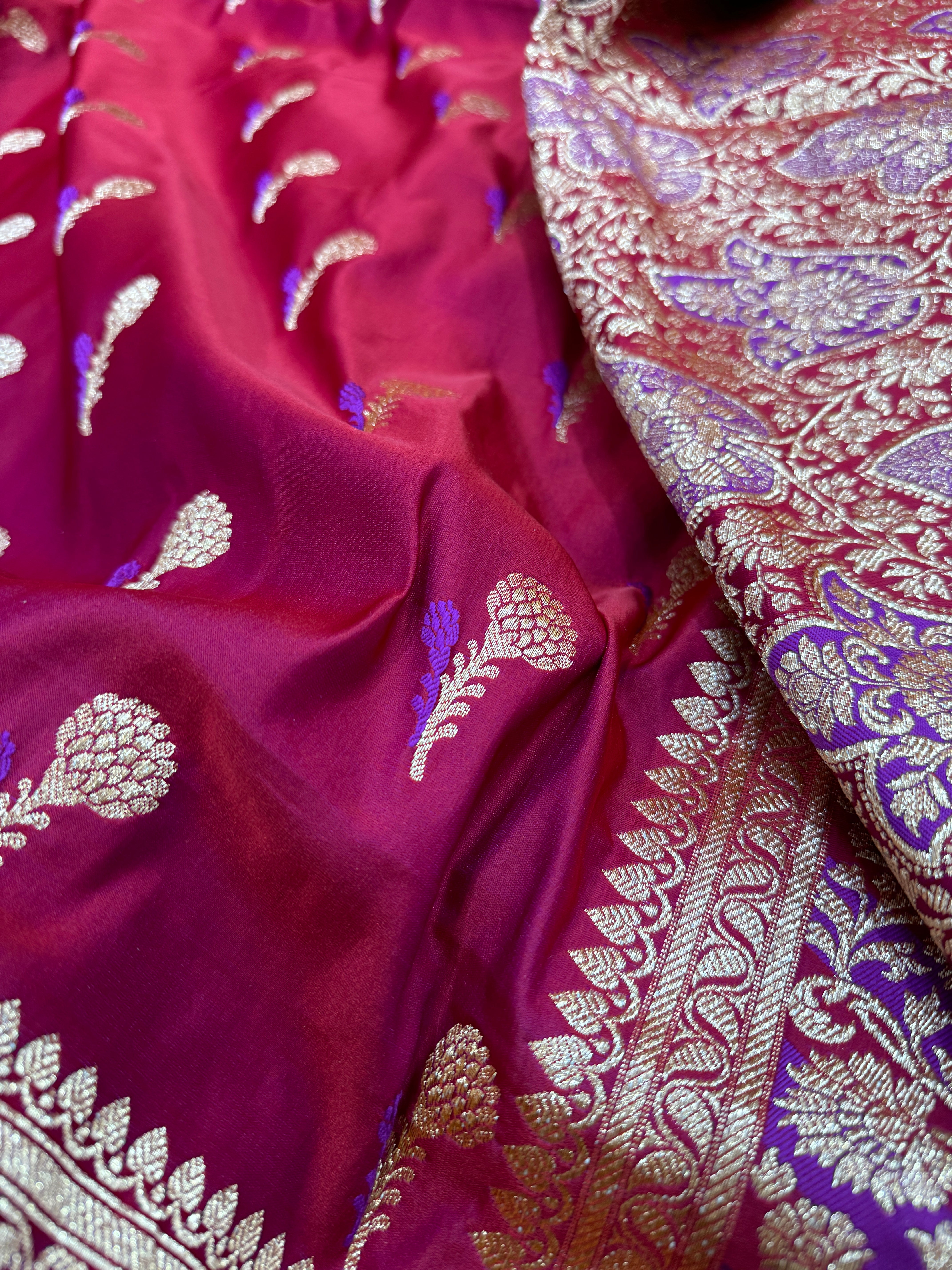 Dual Tone red Booti Katan Silk Saree SK05