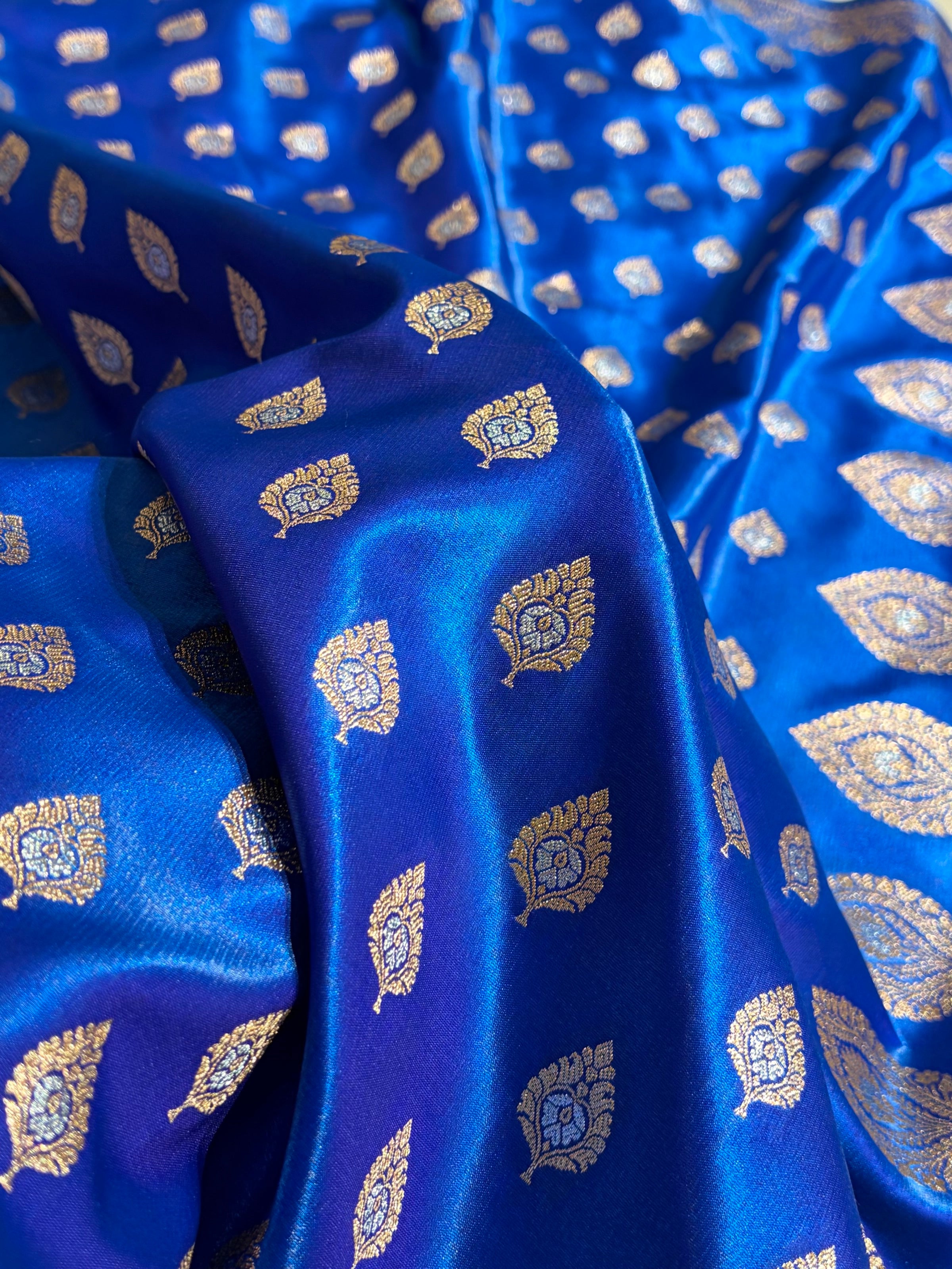 Banarasi Cross Royal Blue Shades Minakari Booti Pattern Banarasi Satin Silk Saree SS60