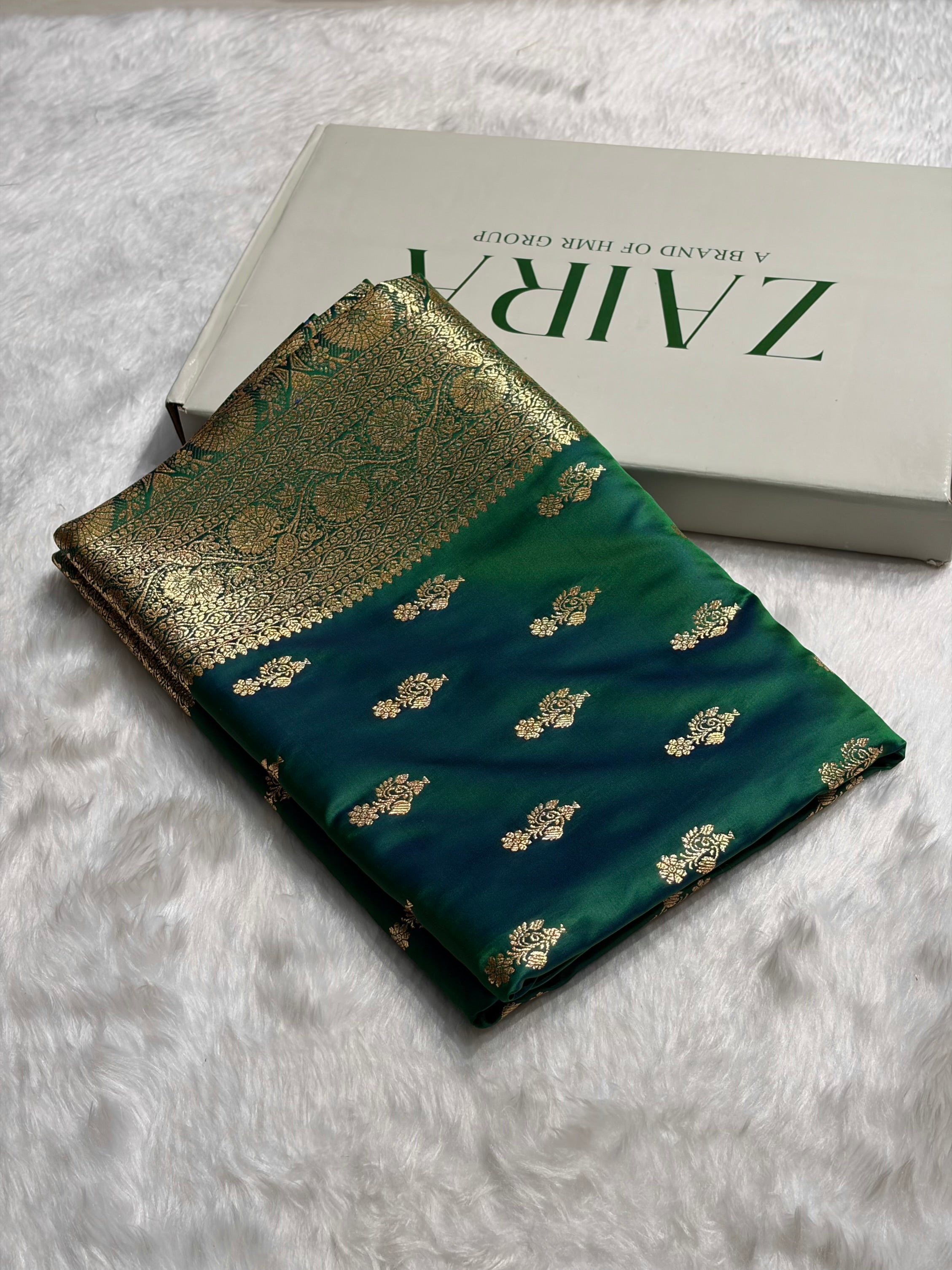 Cross Green Unique Boota Pattern Satin Katan Silk Saree SK68