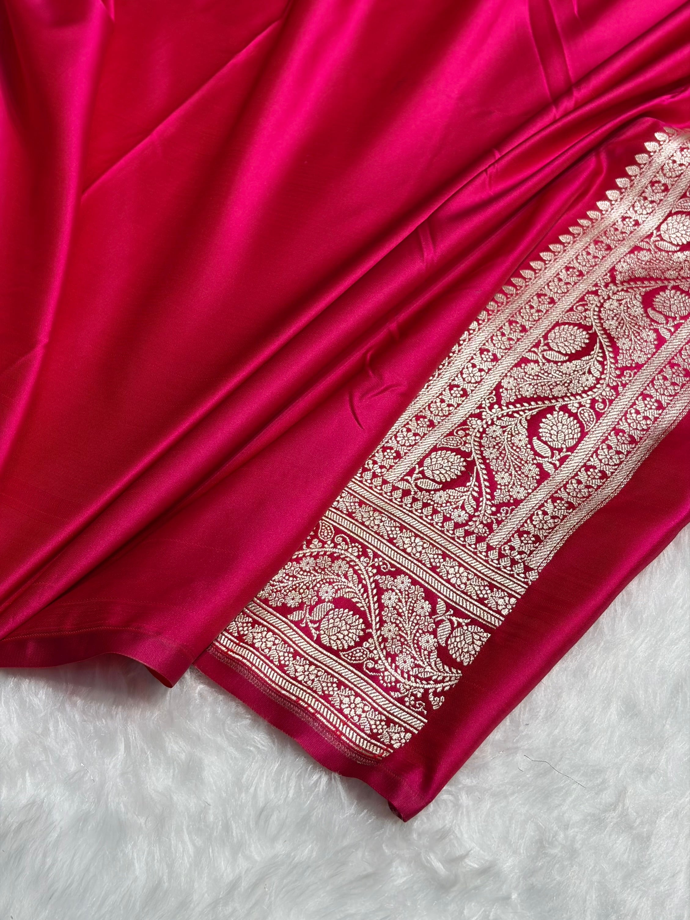 Rani Shades Tanchoi Motif Mashru Silk Saree MST-11