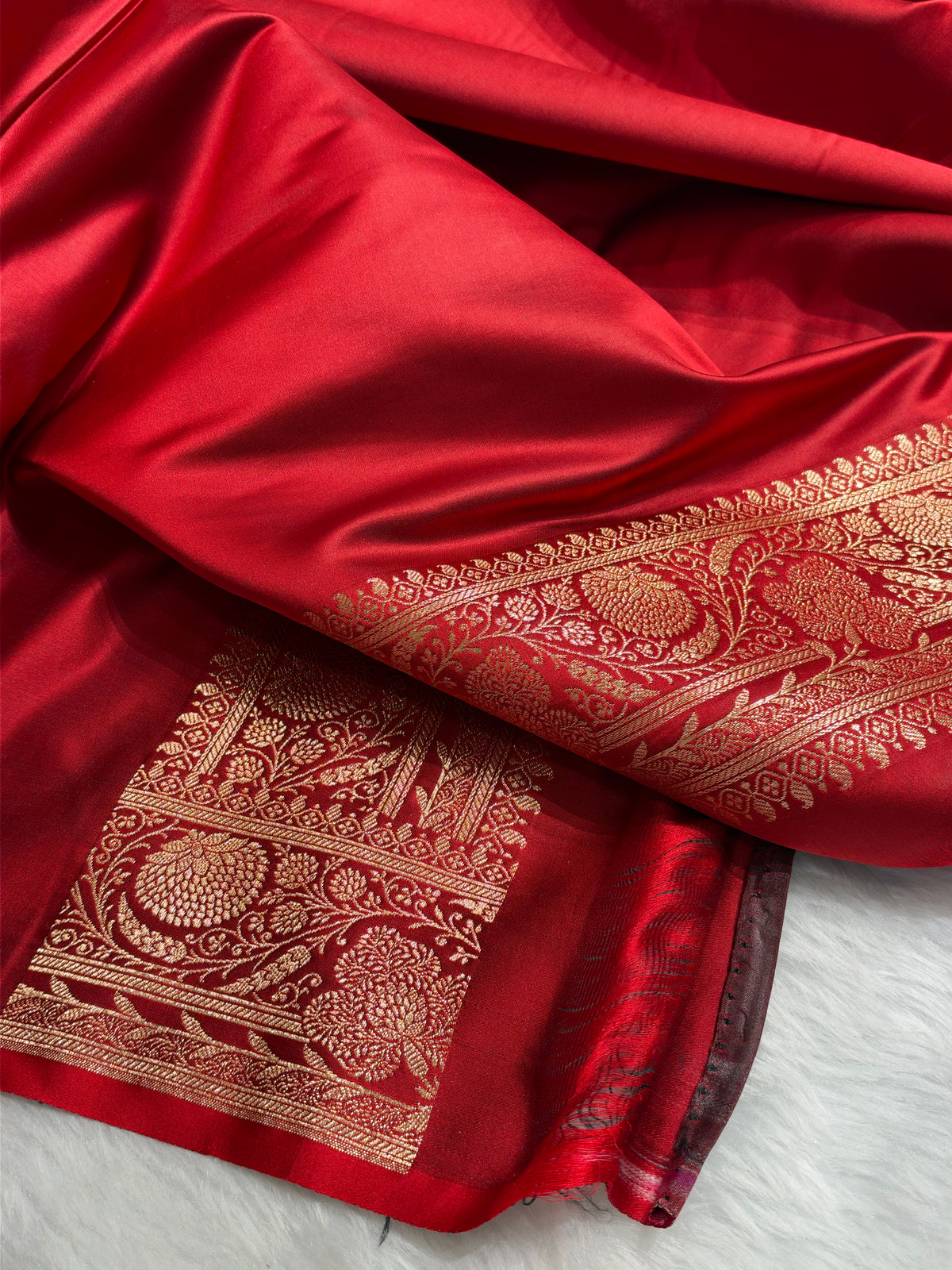 Banarasi Satin Katan Saree Floral Booti Pattern in Contrast Rose Gold / Maroon Shades SK153