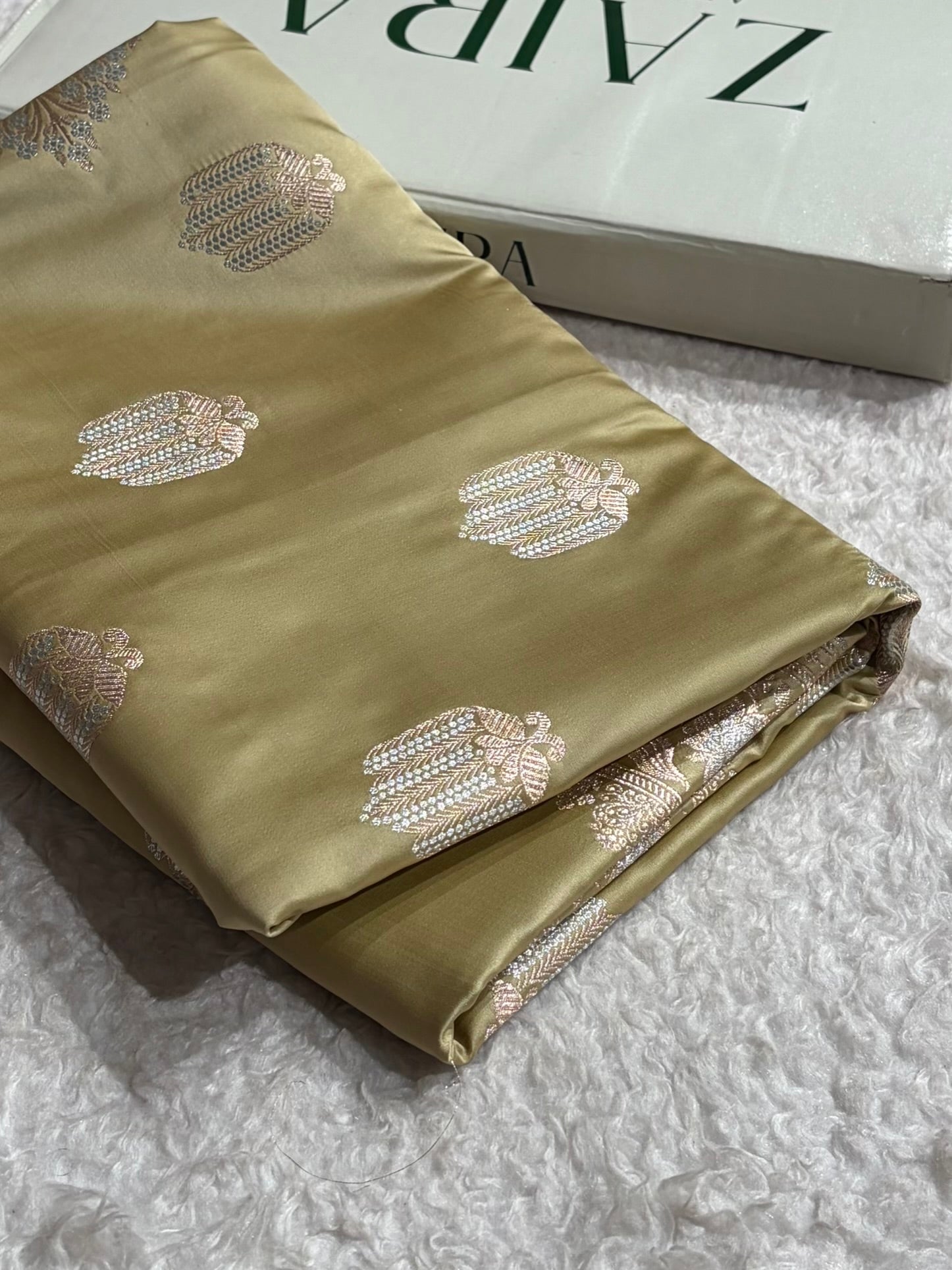 Tusser Shades Banarasi Boota Pattern Minakari Floral Mashru Silk Saree MSM-122