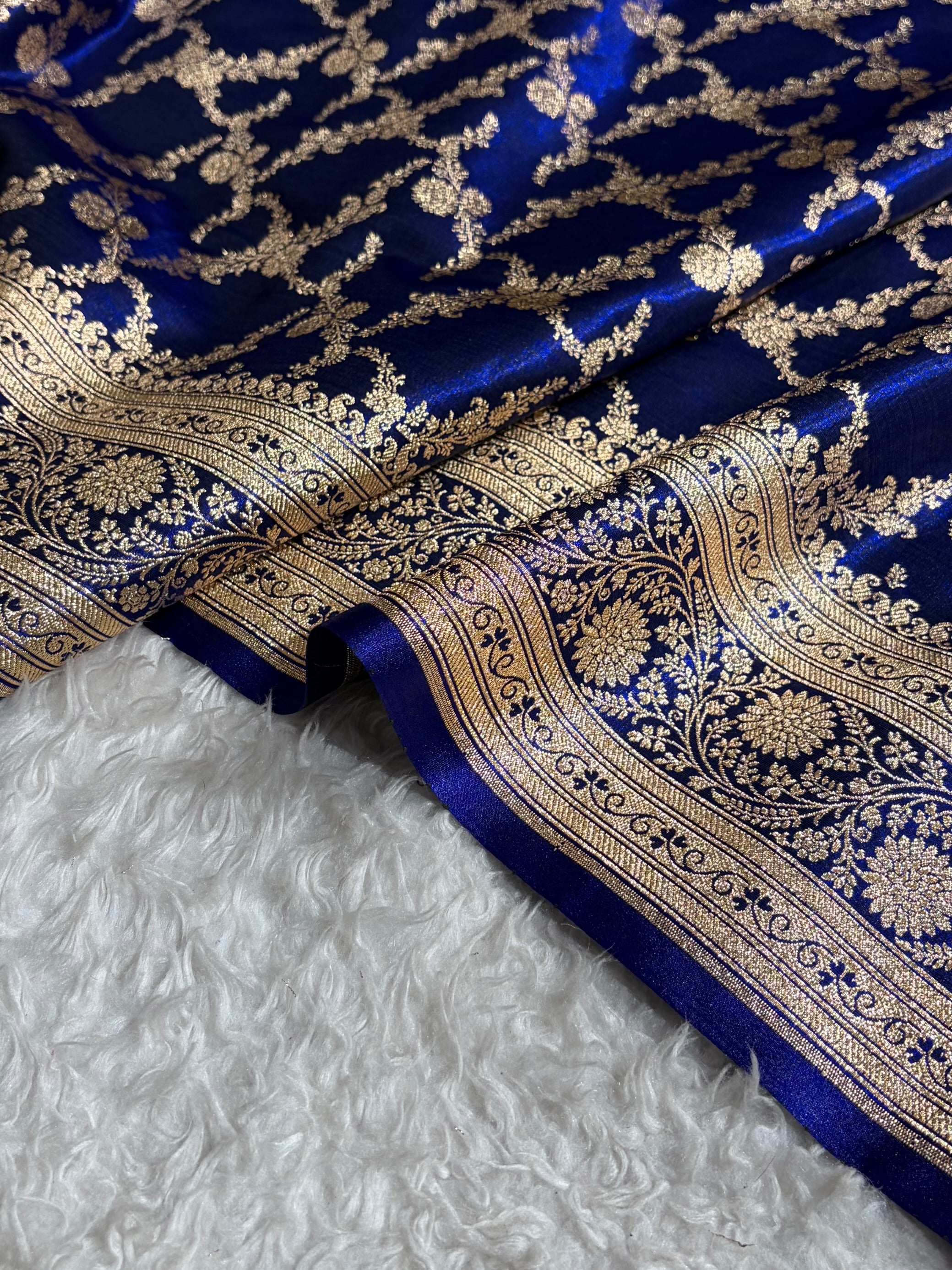 Royal Blue Shades Cross Pattern Banarasi Satin Silk Saree SS40