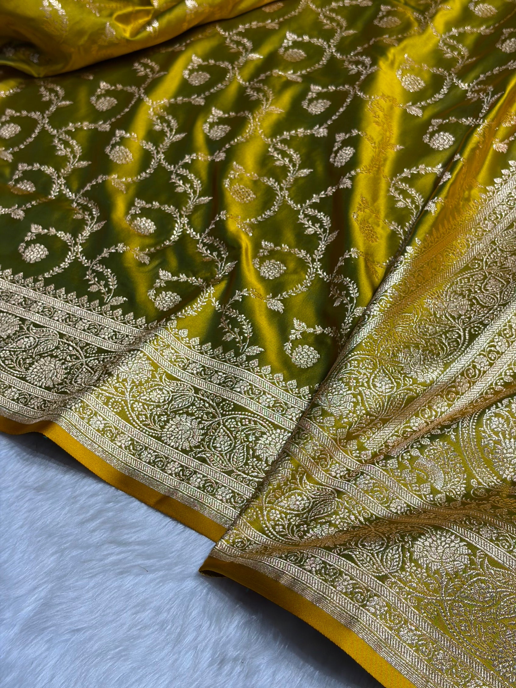 Liril Green Floral Jaal Pattern Satin Katan Silk saree SK55