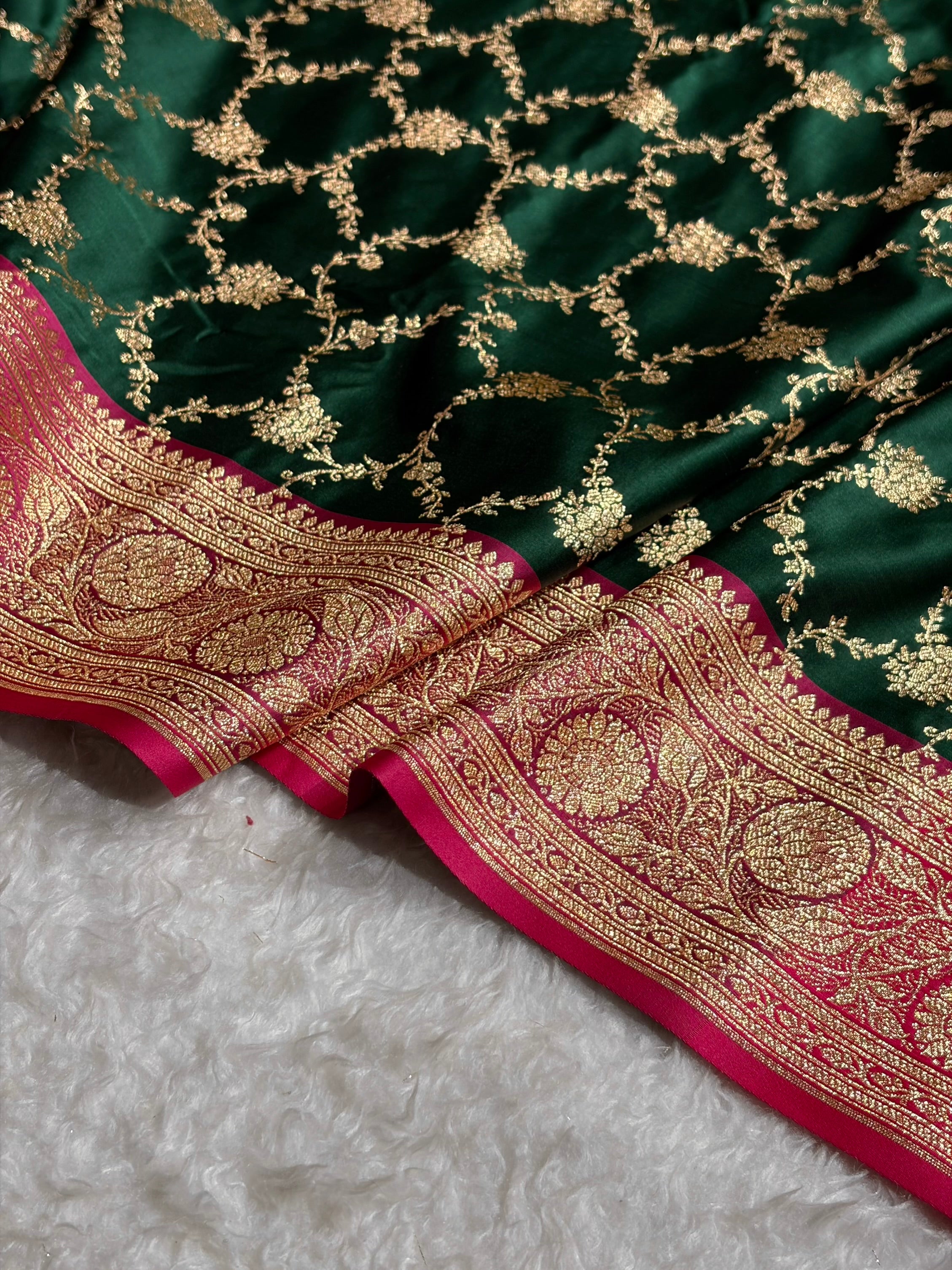 Banarasi Contrast Satin Katan Saree With Jaal Pattern in Bottle Green With Rani Shades SK124