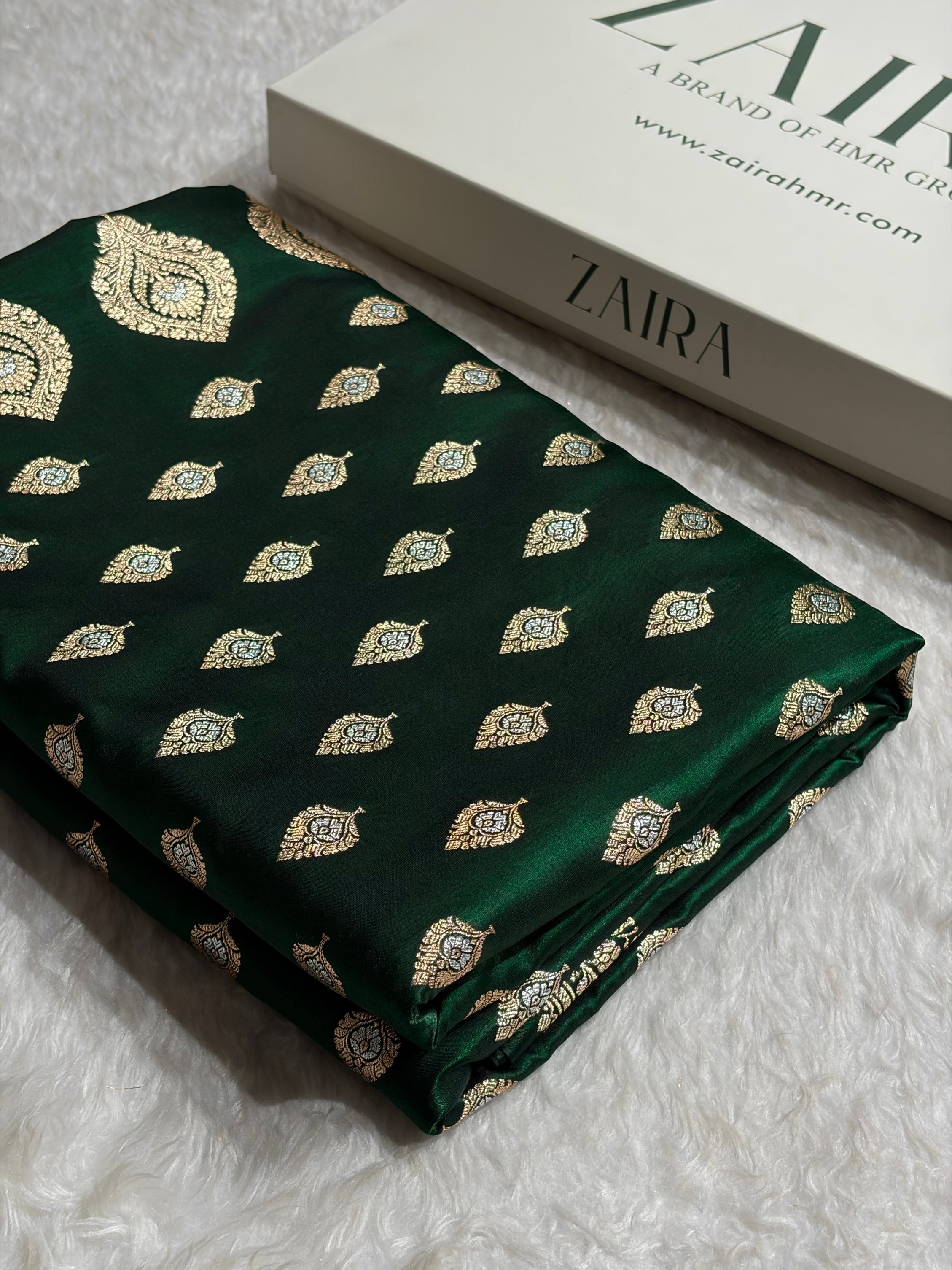 Banarasi Bottle Green Shades Minakari Booti Pattern Banarasi Satin Silk Saree SS60