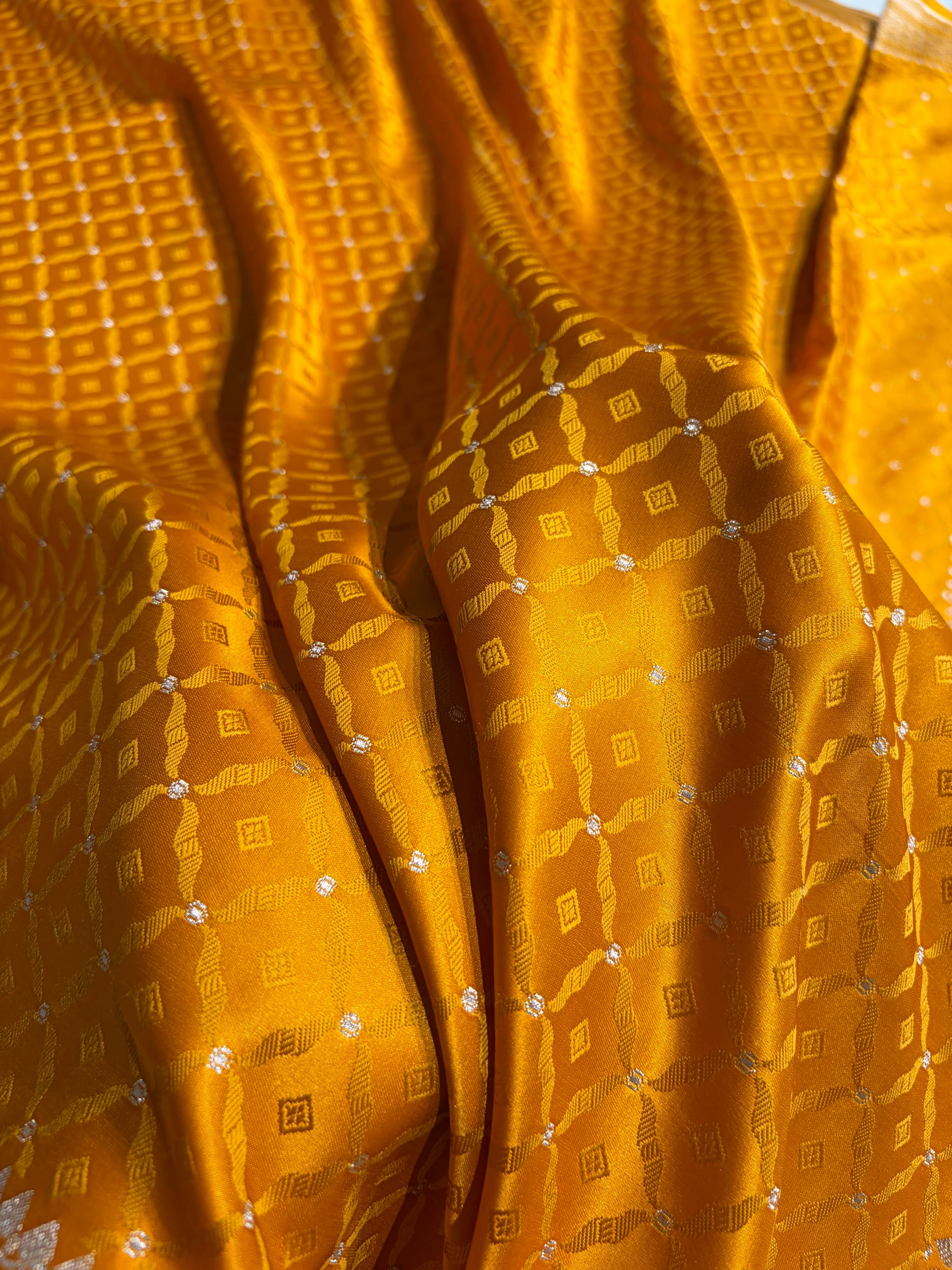 Mustard Shades Tanchoi Motif Mashru Silk Saree MST-14