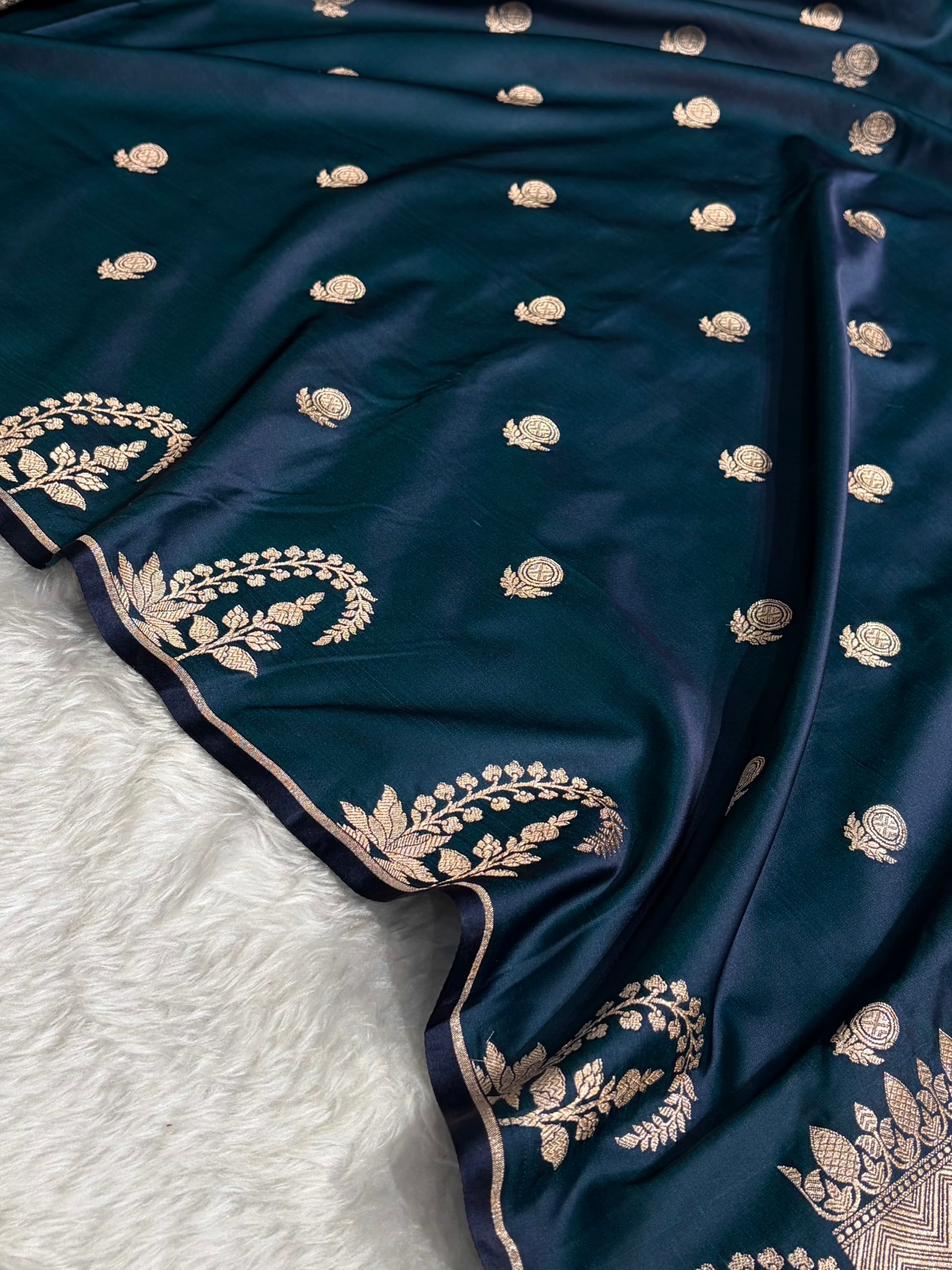 Banarasi German Blue Booti Mashru Silk Saree MSM-33