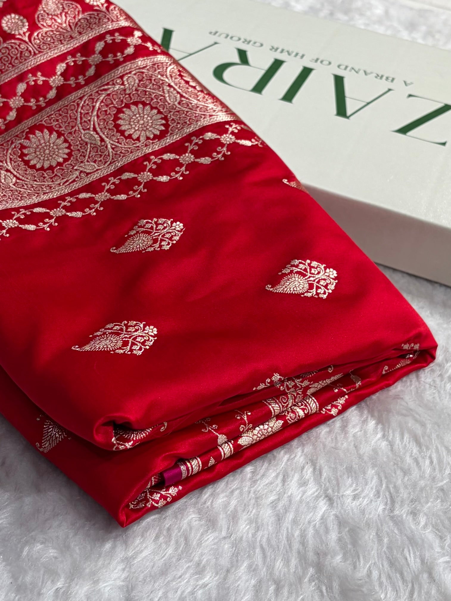 Red Shades Banarasi Boota Pattern Floral Mashru Silk Saree MSM-114