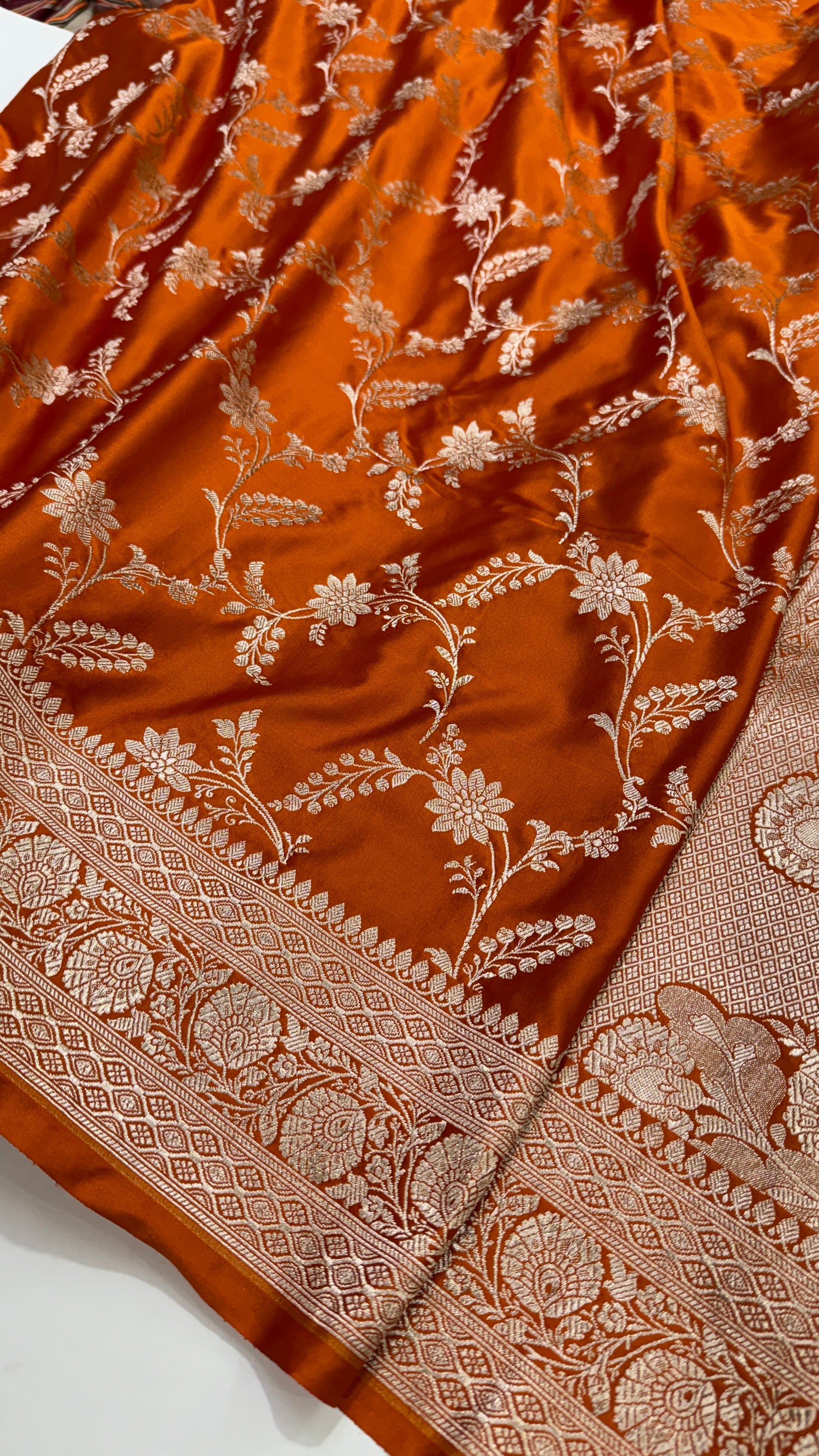 Burnt Orange Jaal Pattern Mashru Silk Saree