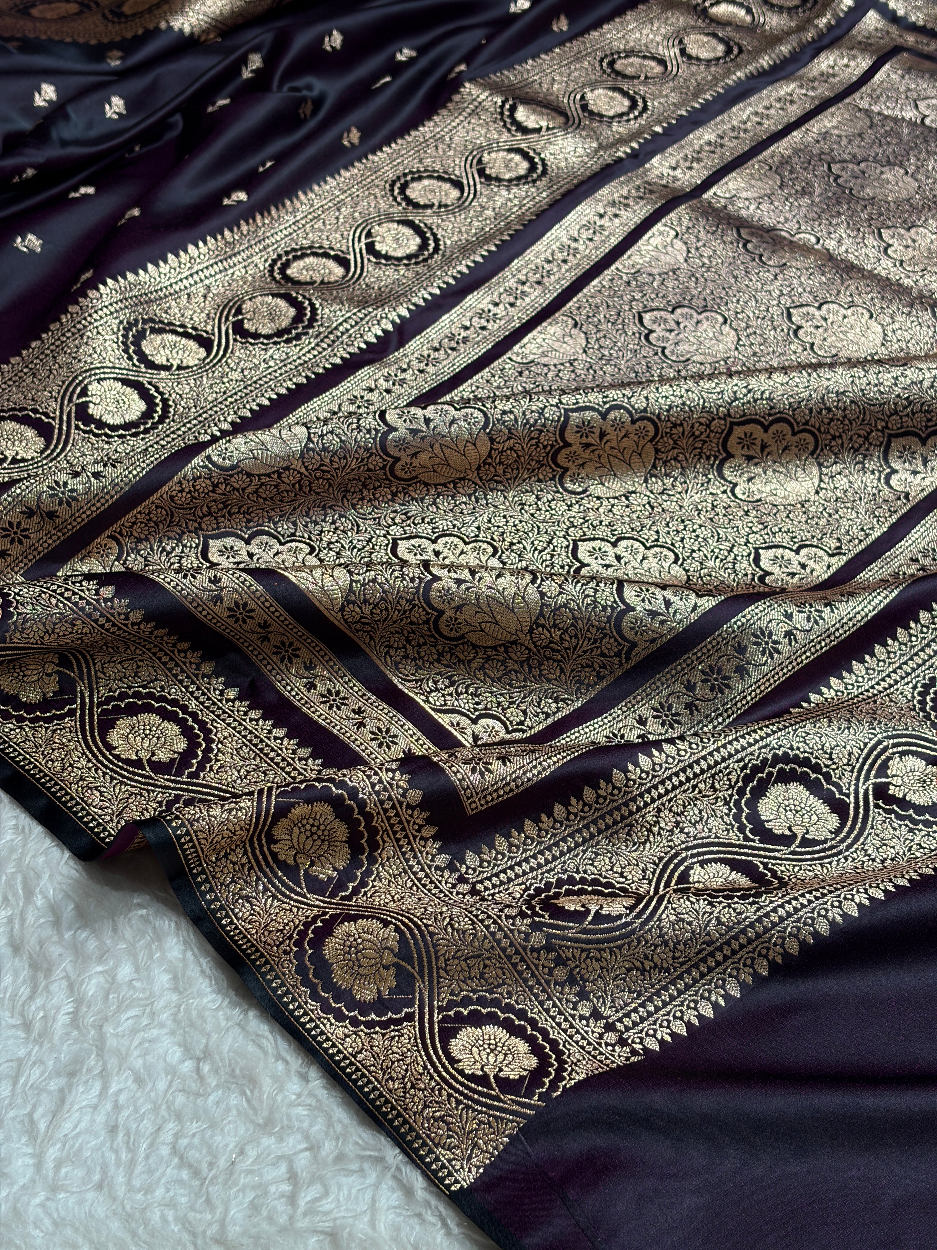 Dark Wine Booti Pattern Satin Katan Silk Saree SK54