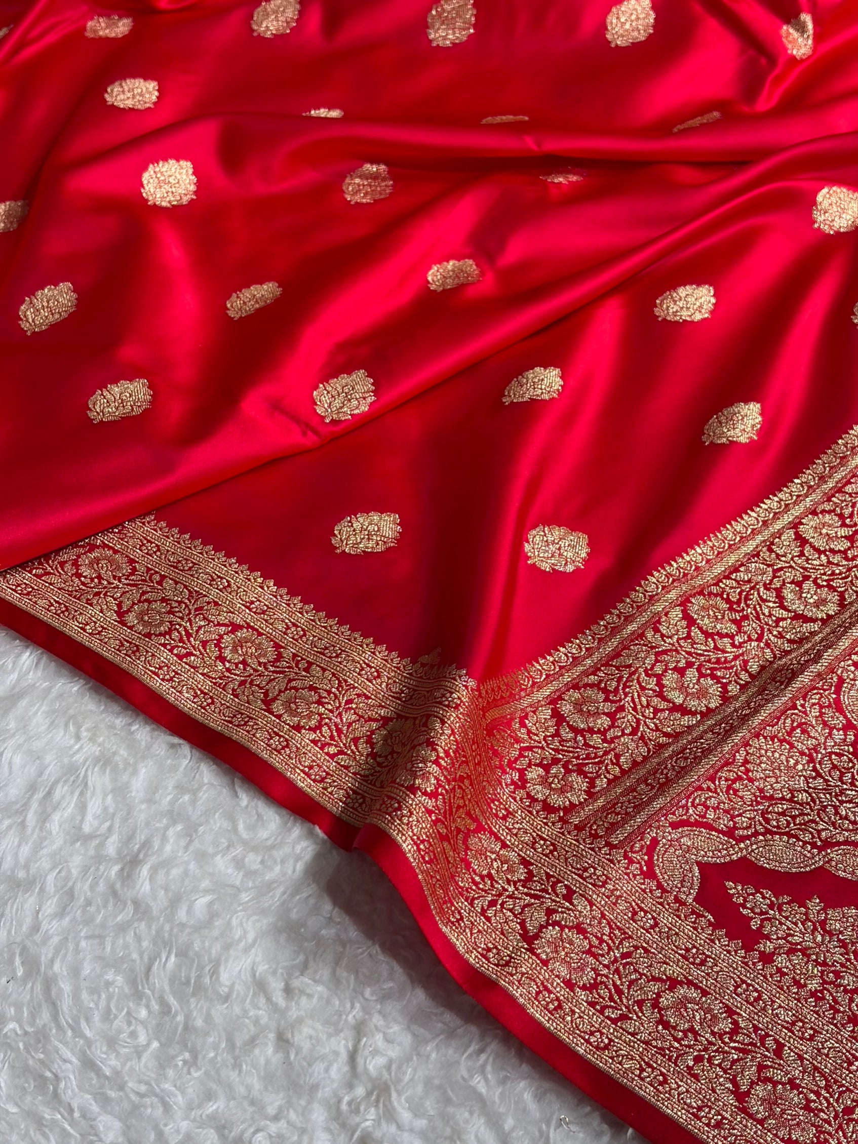 Pinkish Red Treditional Banarasi Booti Pattern Satin Katan Silk Saree SK65
