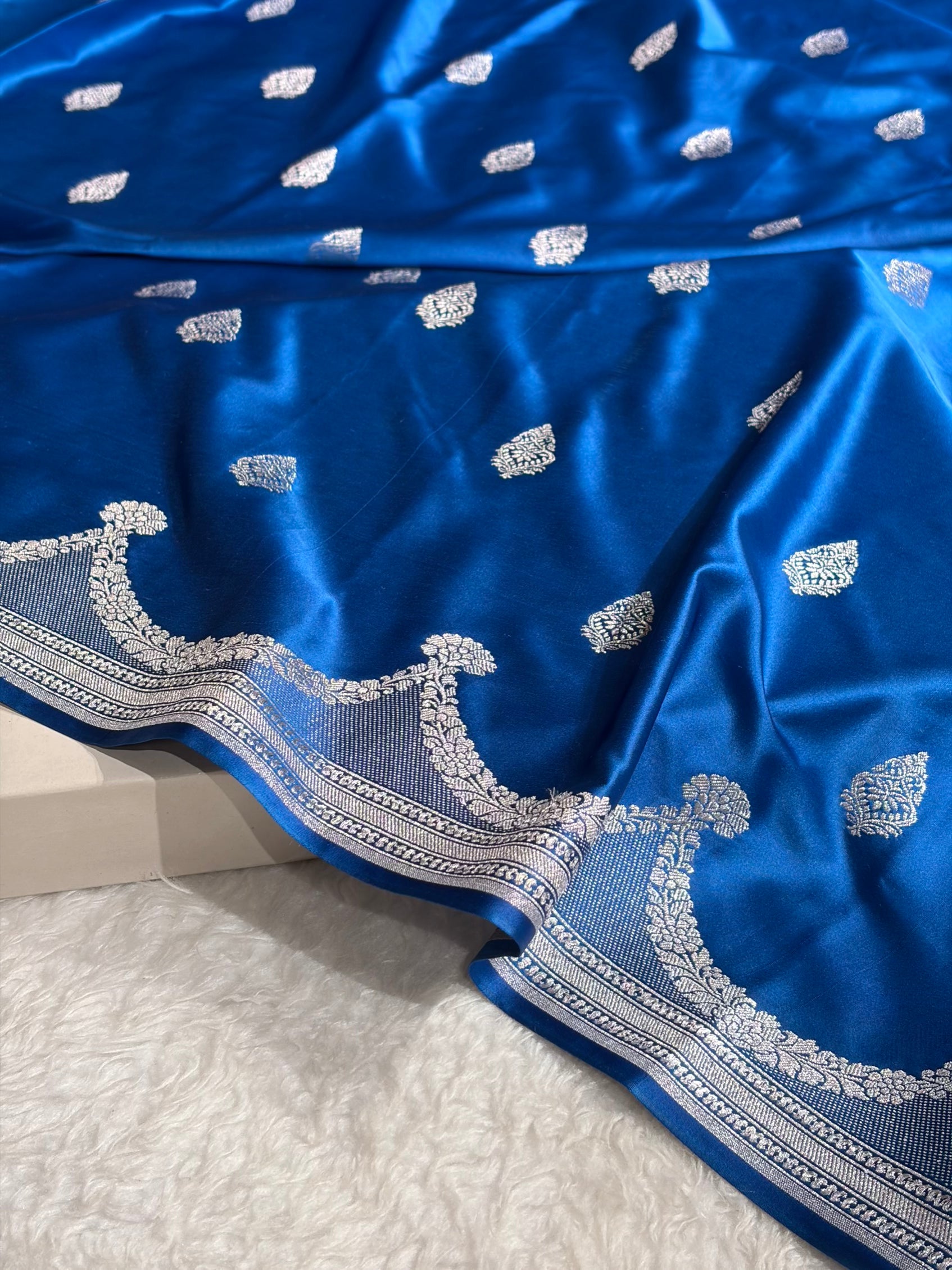 Dark Firozi Shades Scallop Mashru Silk Saree MS20