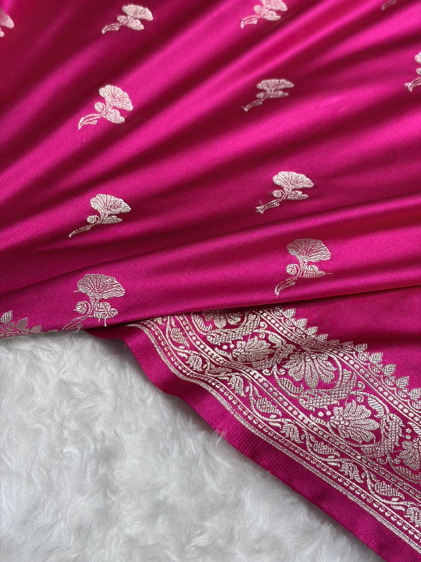 Rani Shades Minakari Boota Mashru Silk Saree