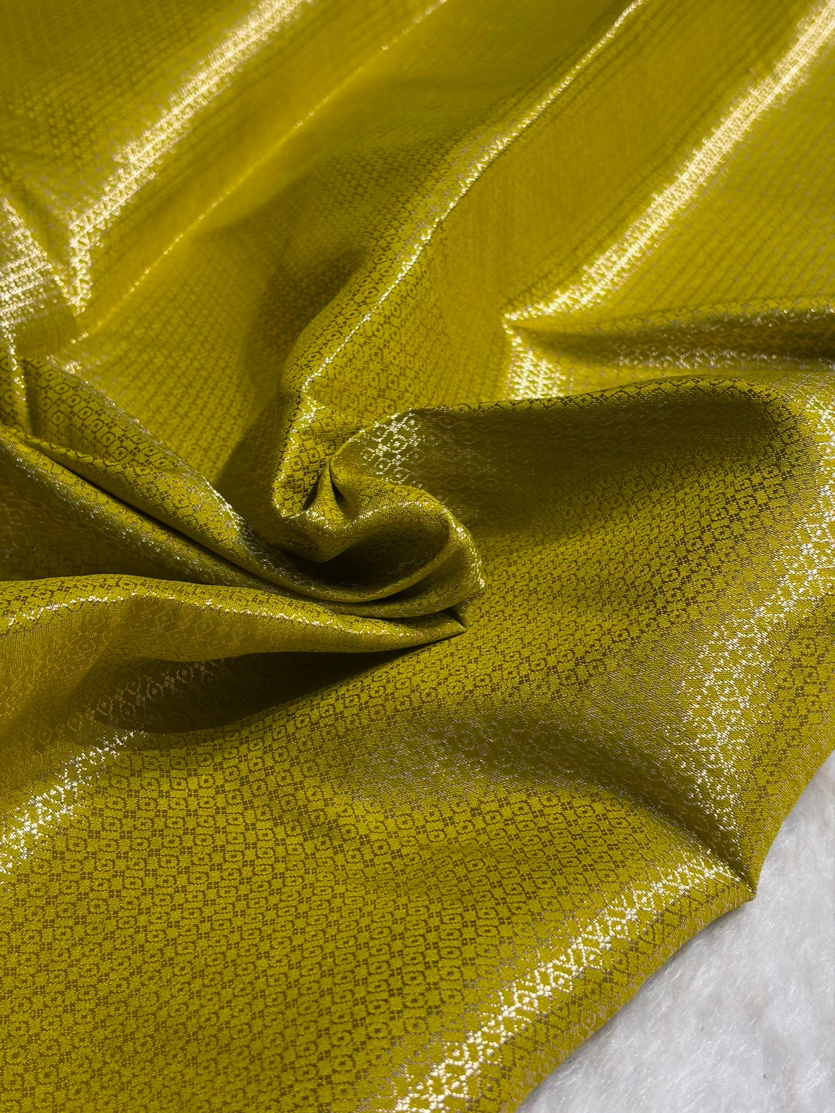 Minakari Liril Mehendi Shades Pure Chiniya Silk CH-01