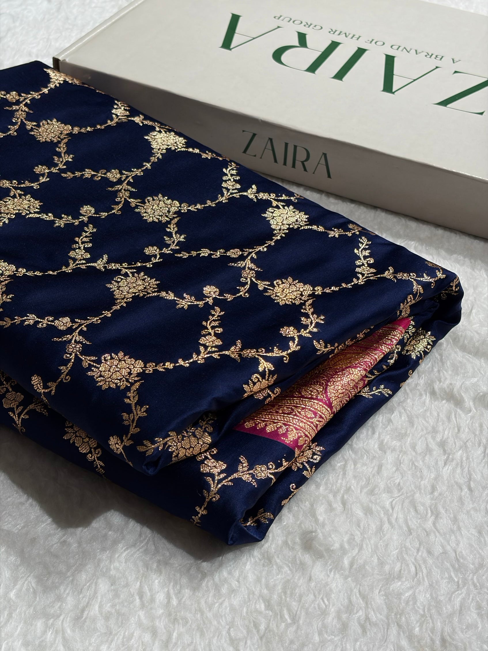Banarasi Contrast Satin Katan Saree With Jaal Pattern in Navy Blue With Rani Shades SK124
