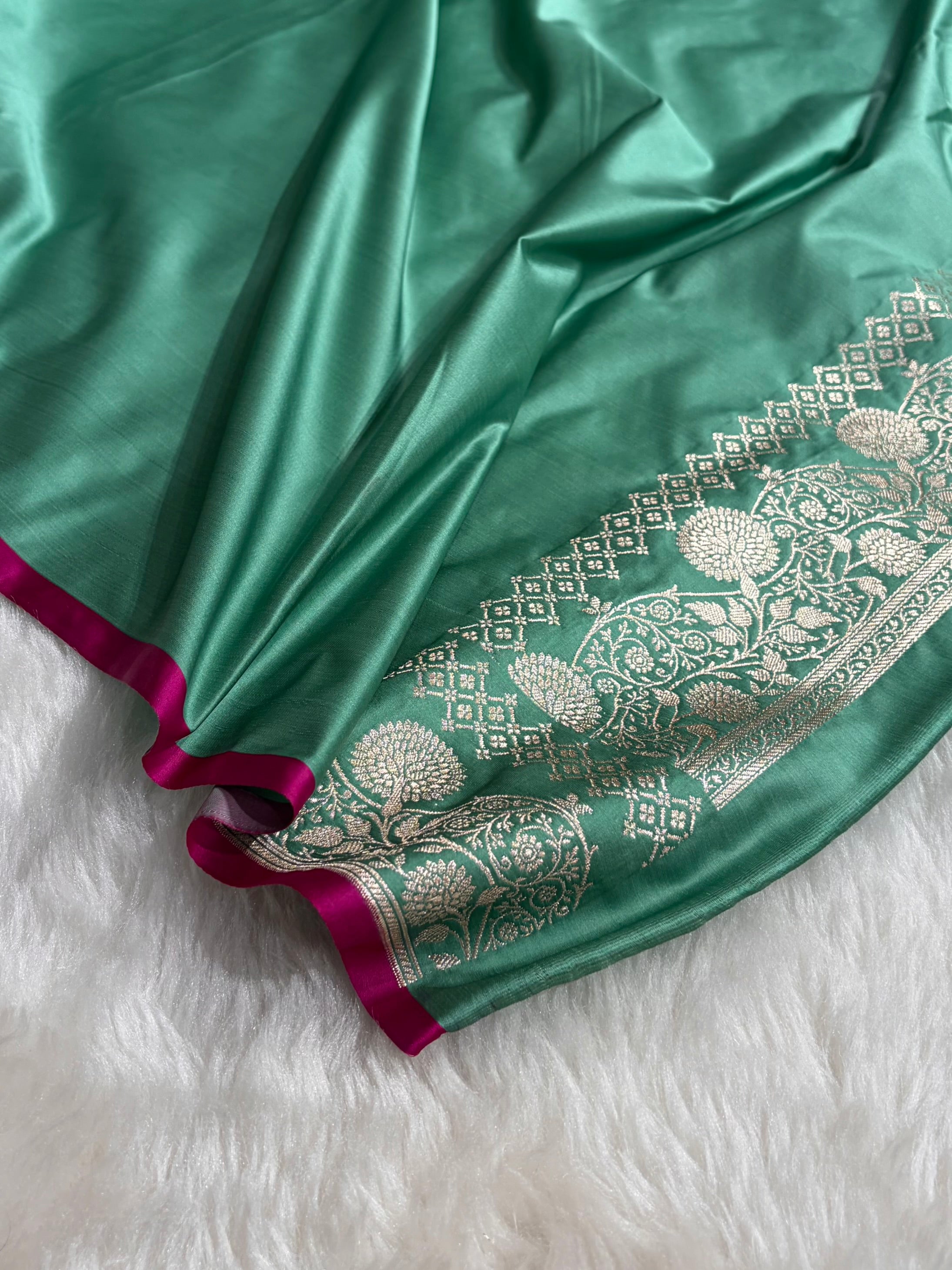 Sea Green Shades Banarasi Boota Pattern Floral Mashru Silk Saree MSM-115