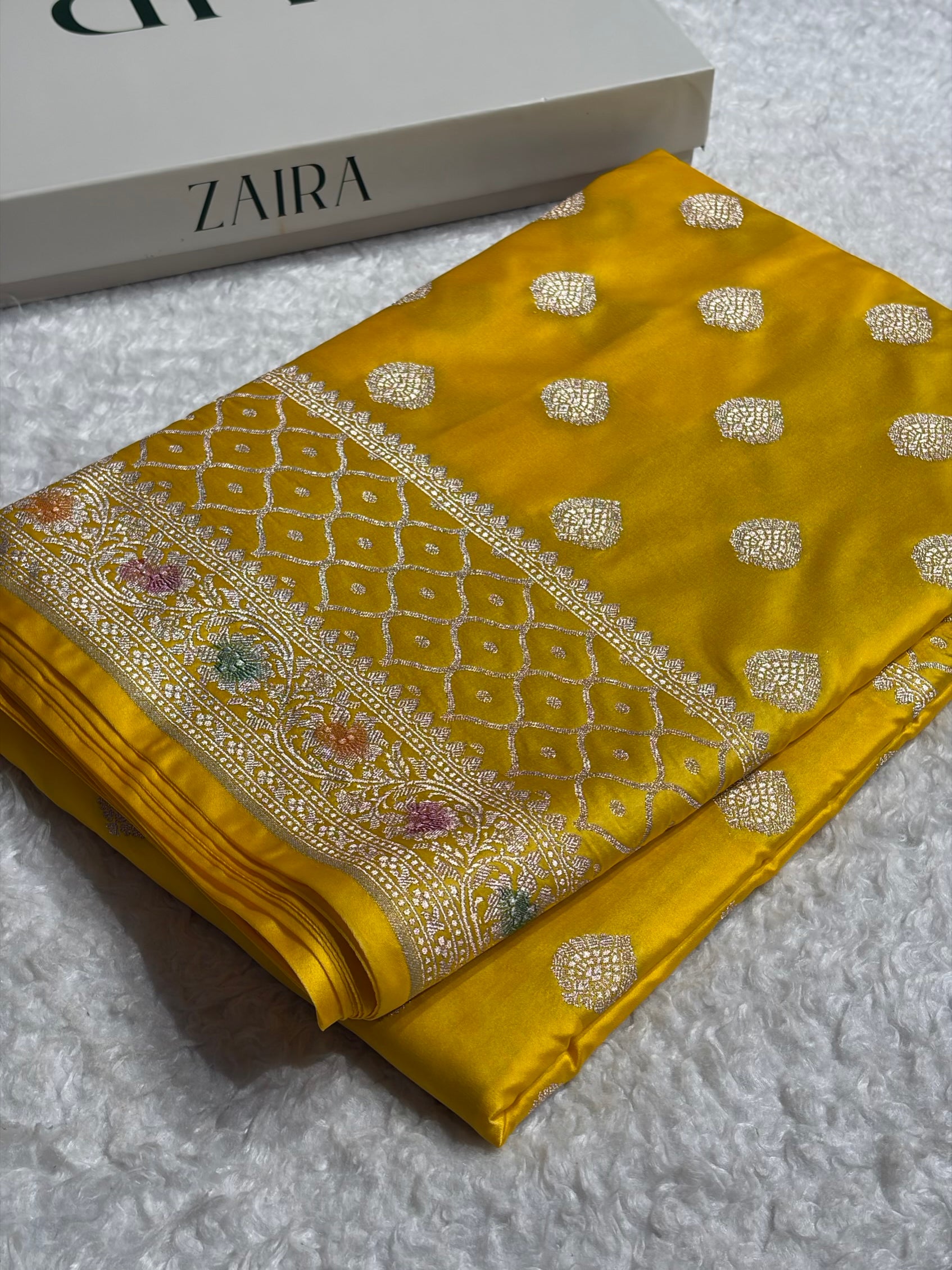 Banarasi Floral Booti Pattern in Yellow With Minakari Shades Floral Mashru Silk Saree MCS103