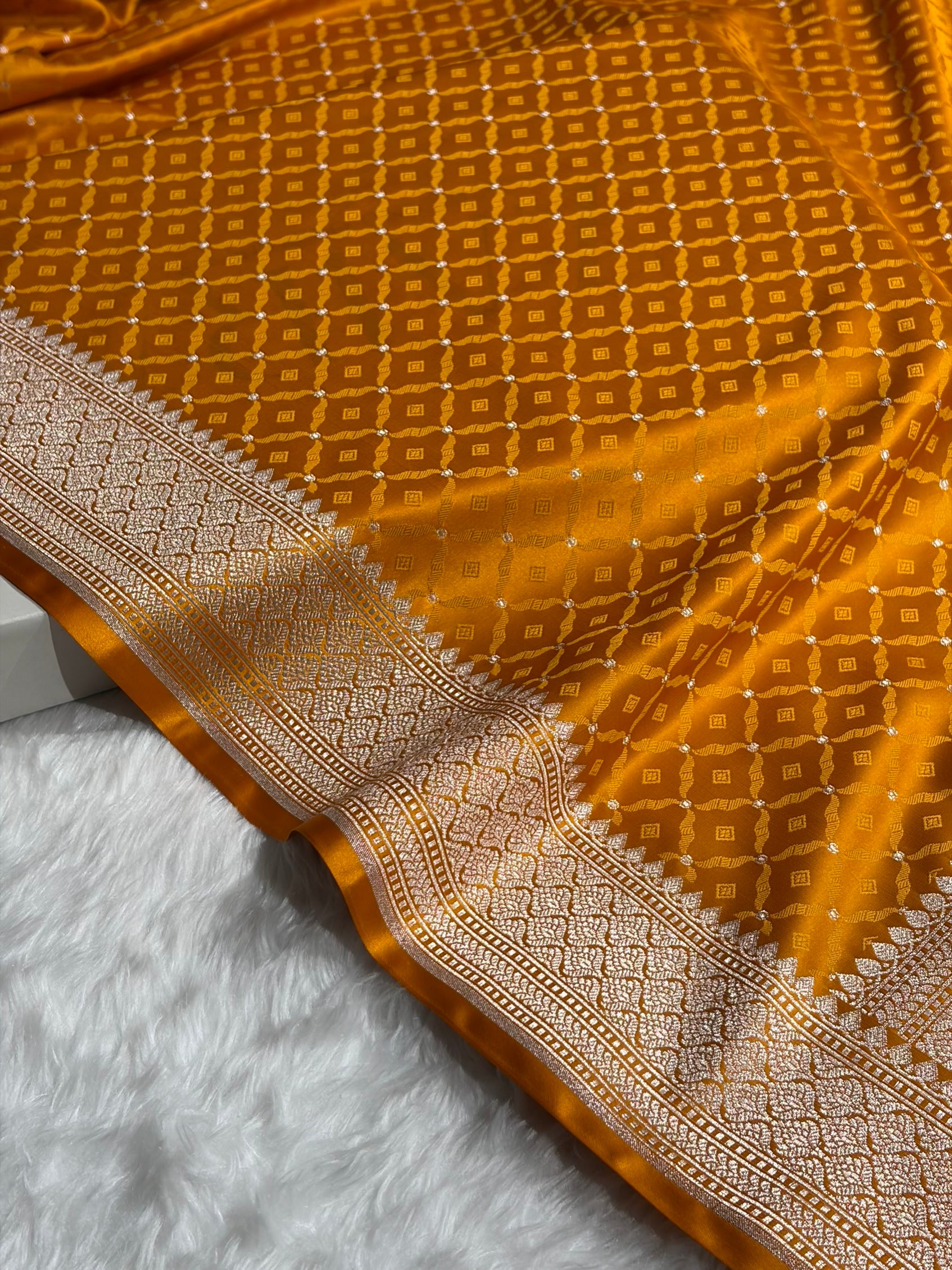 Mustard Shades Tanchoi Motif Mashru Silk Saree MST-14