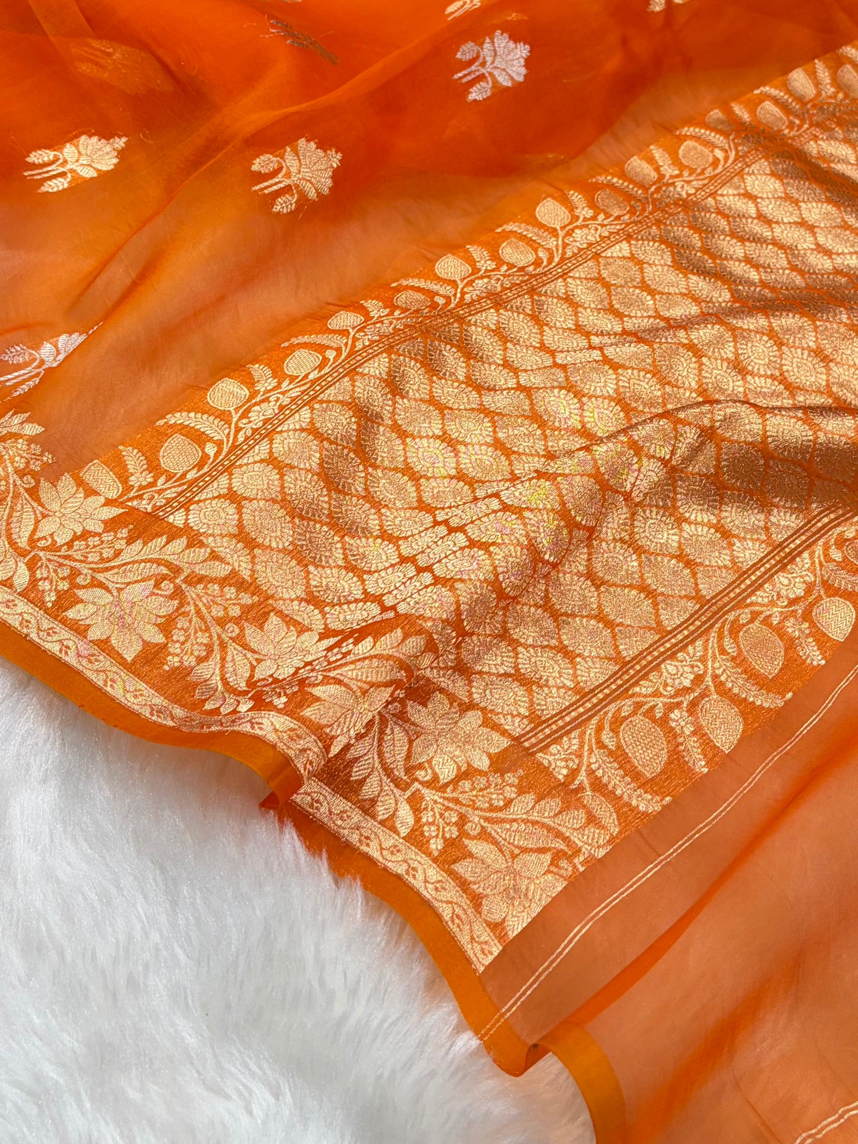 Pure Banarasi Organza Orange Shades Floral Banarasi Silk Saree PO-25