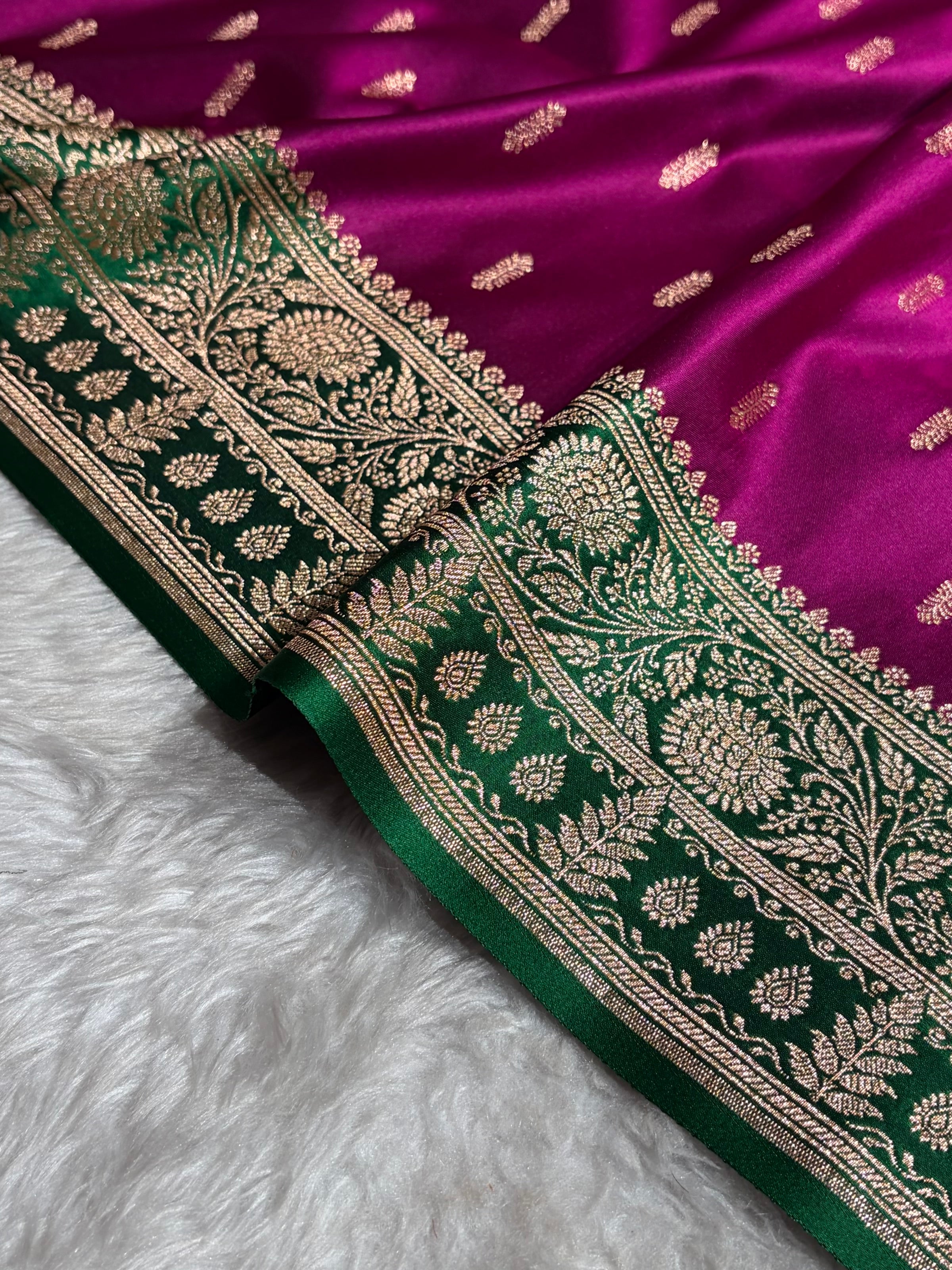 Contrast Wine / Green Floral Booti Banarasi Satin Katan Silk Saree SK14
