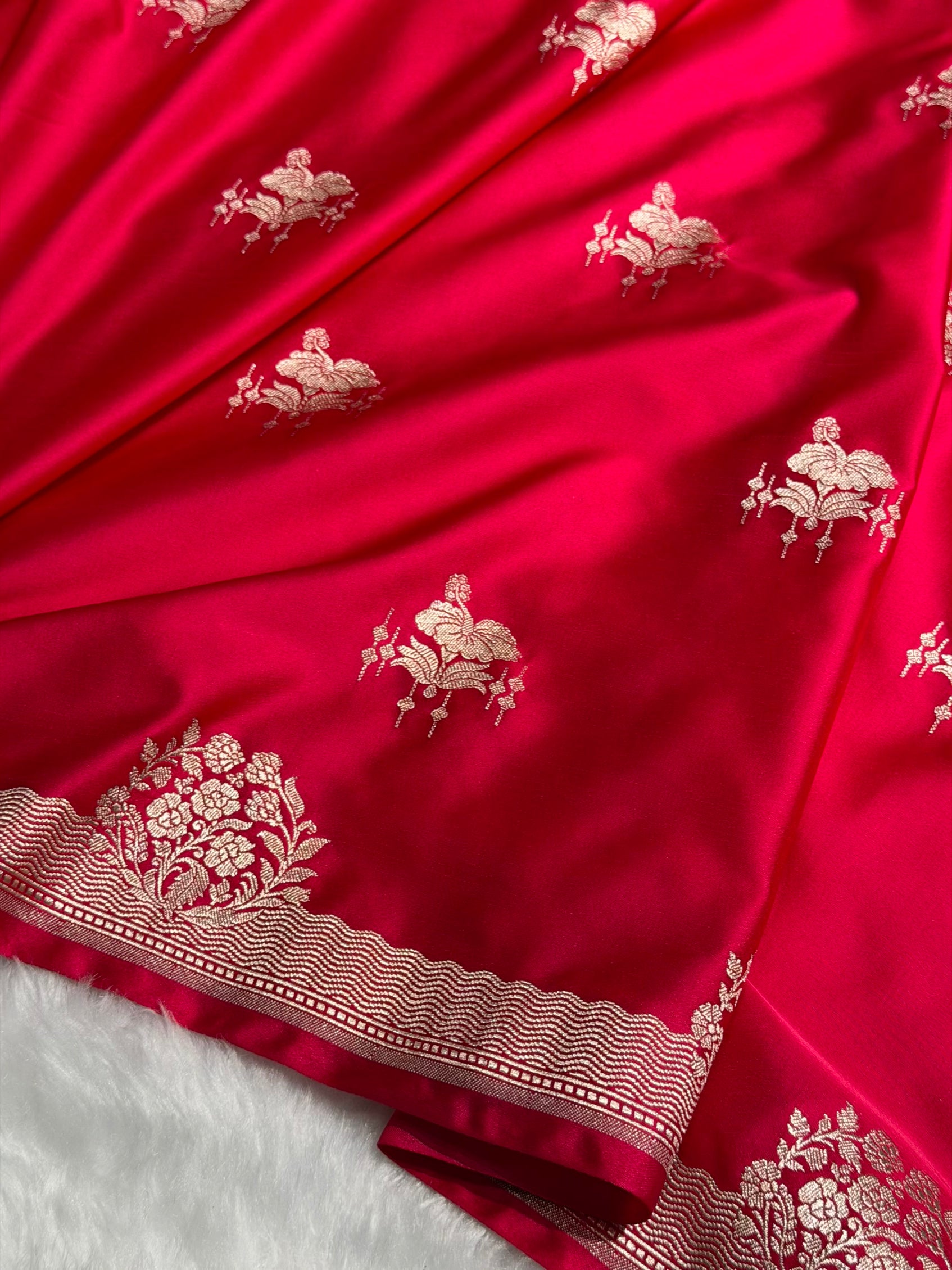 Banarasi Ruby Rani Shades Floral Mashru Silk Saree MS87