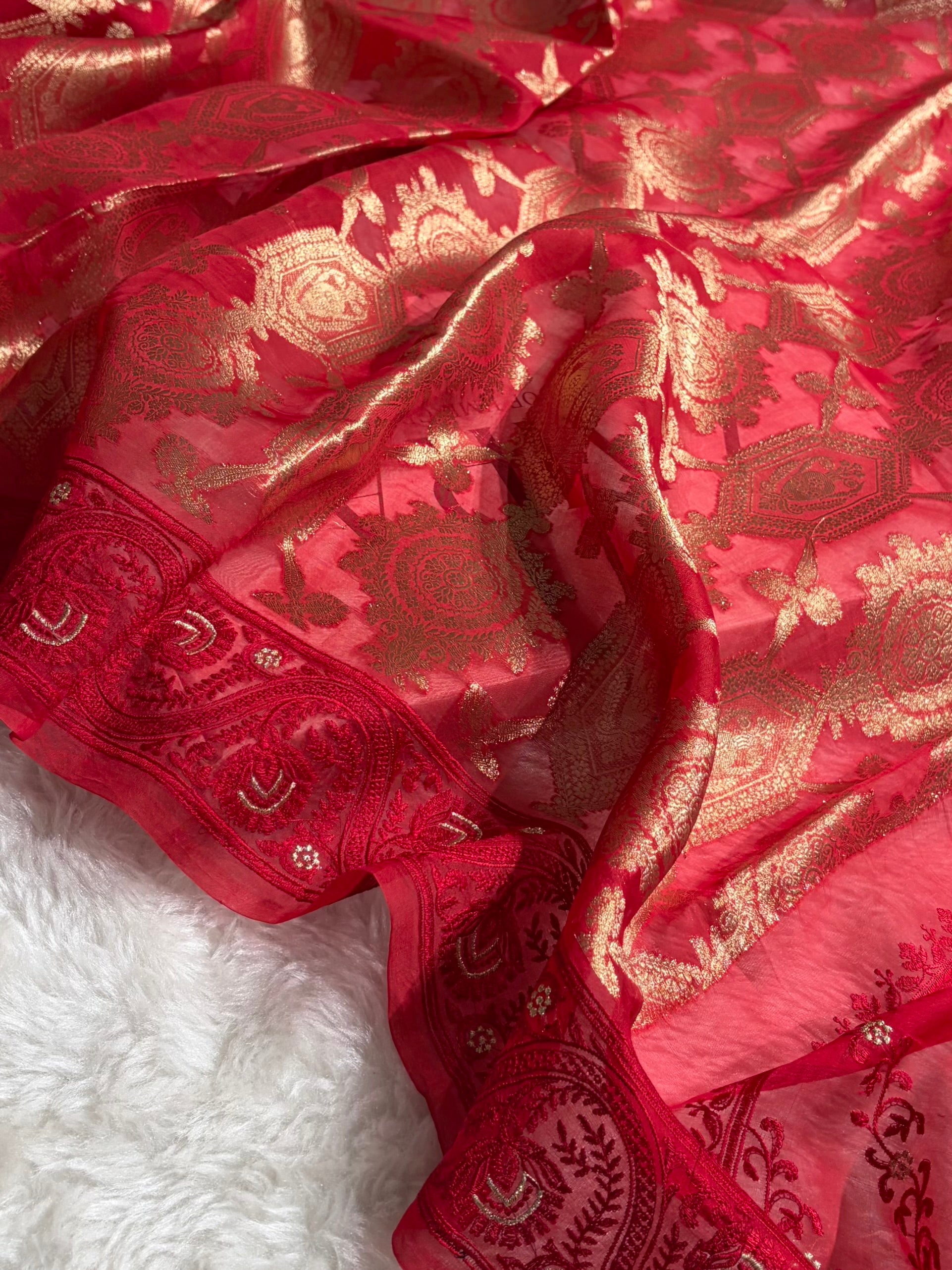 Banarasi Pure Organza Red Shades Banarasi Silk Saree PO-39